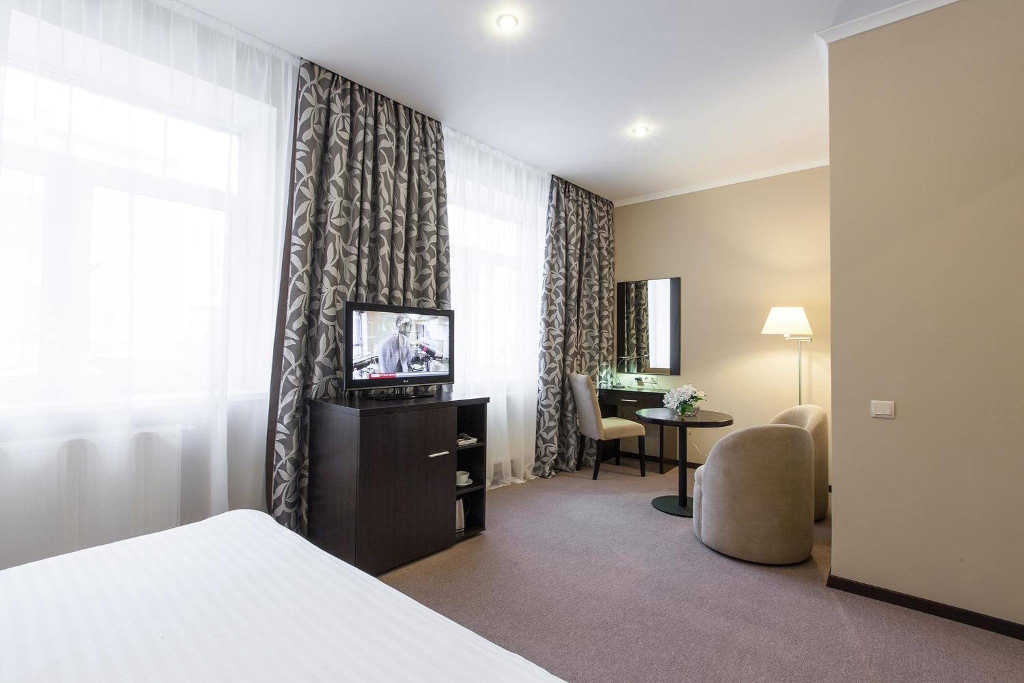 Standard Queen Room photo 3