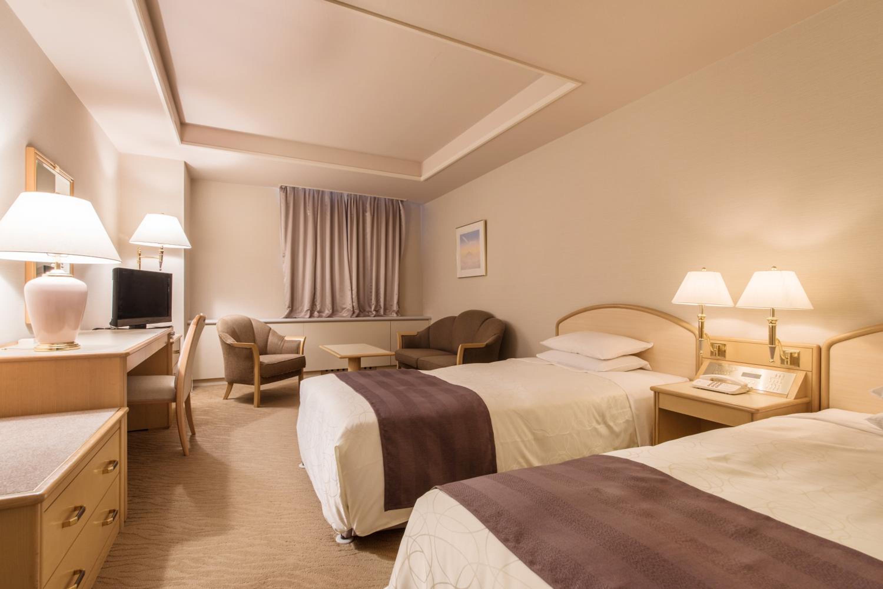 Standard Large Twin Room (2 Adults) - Non-Smoking - Photo 5