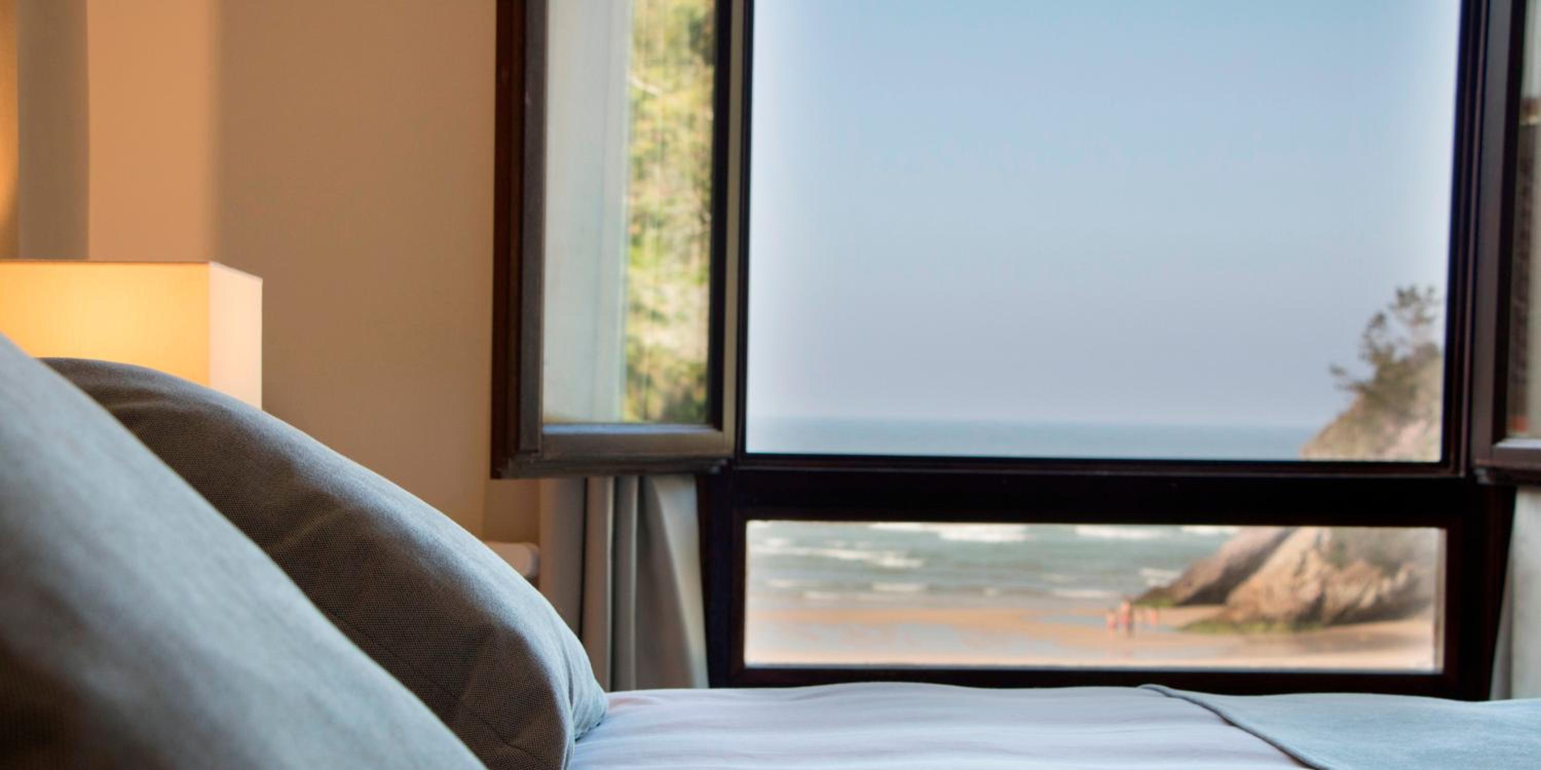 Double or Twin Room with Sea View photo 3