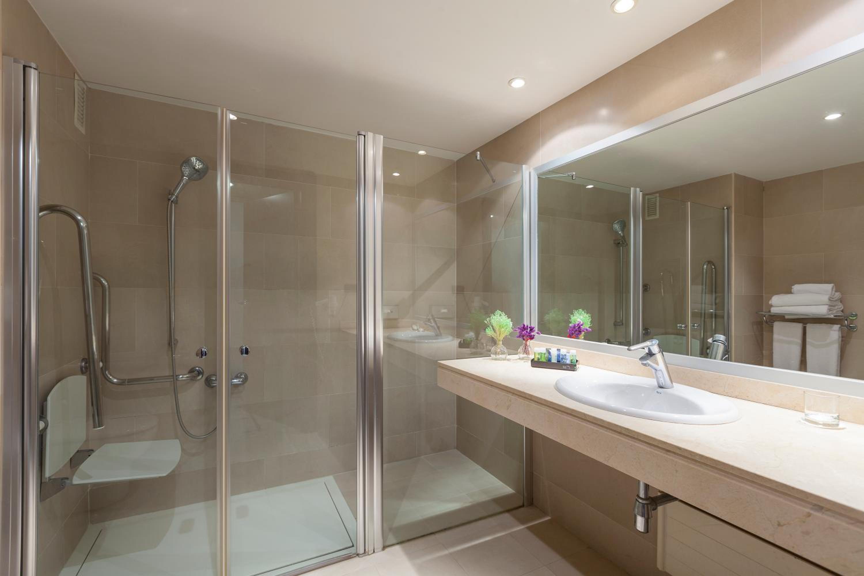 Triple Room - Photo 2