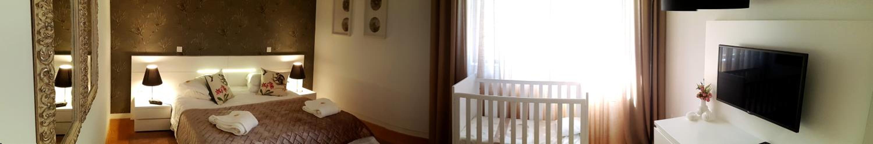 Family Room photo 2