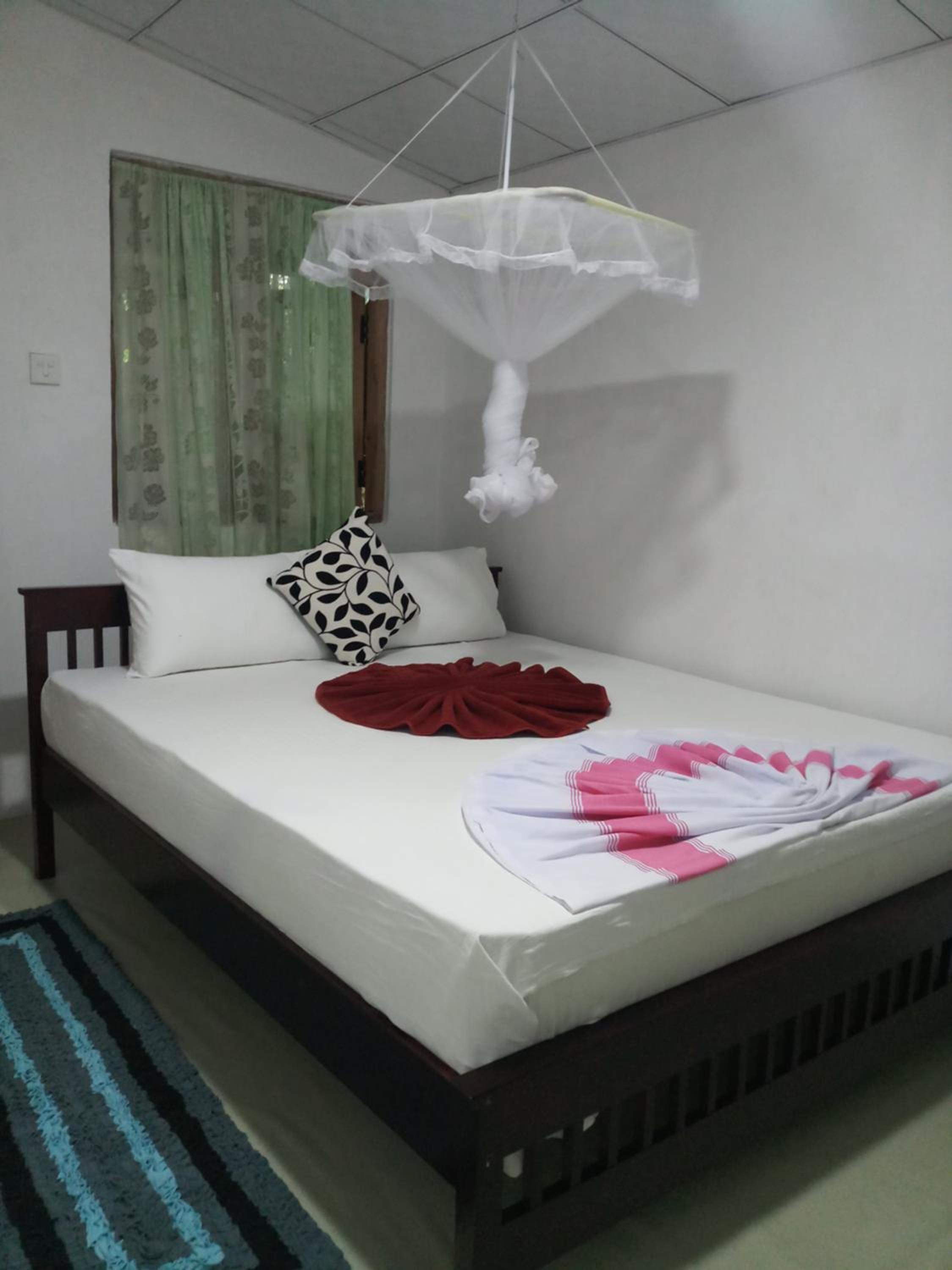 Deluxe Double Room - Photo 10