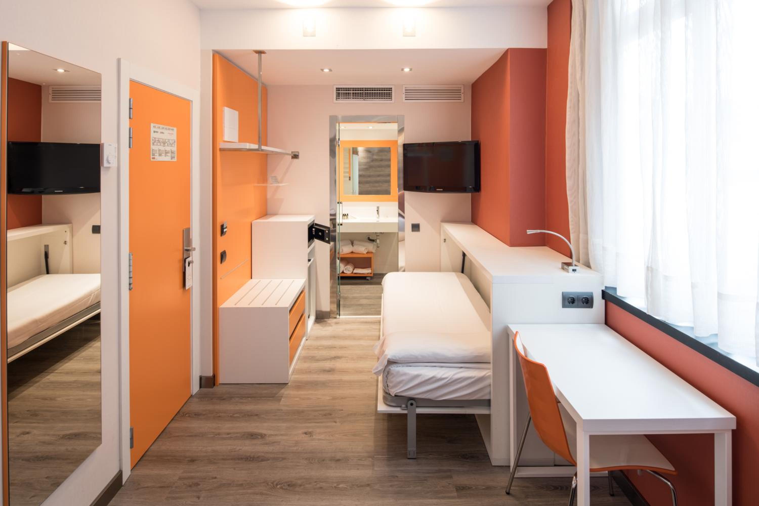 Habitación triple (2 adultos + 1 niño)