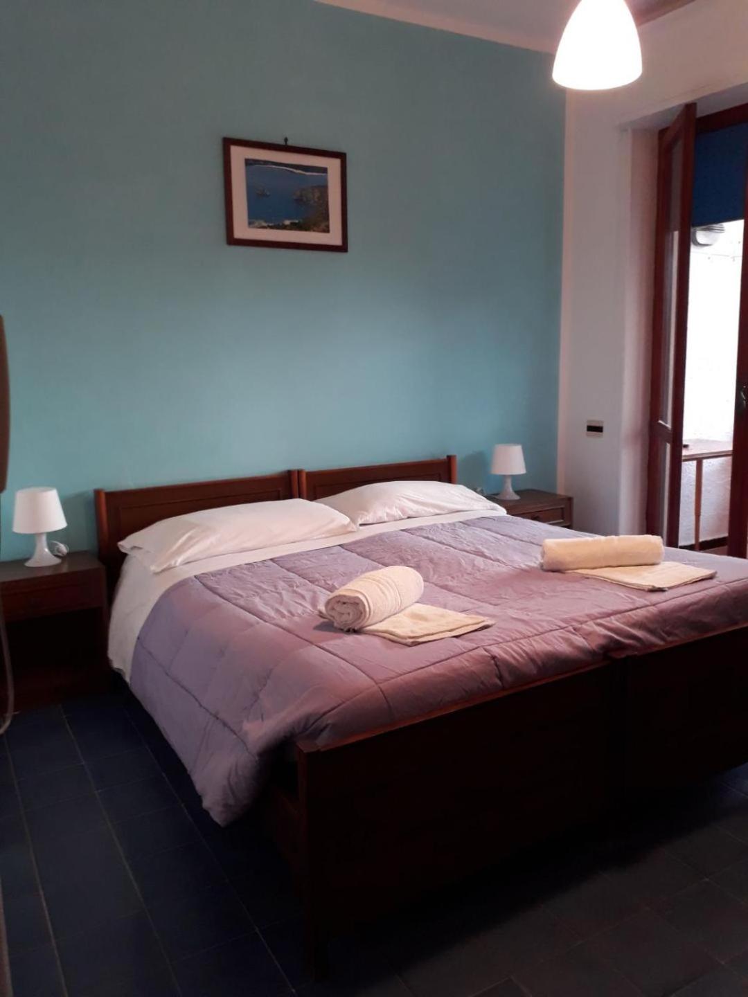 Double Room with Balcony photo 3