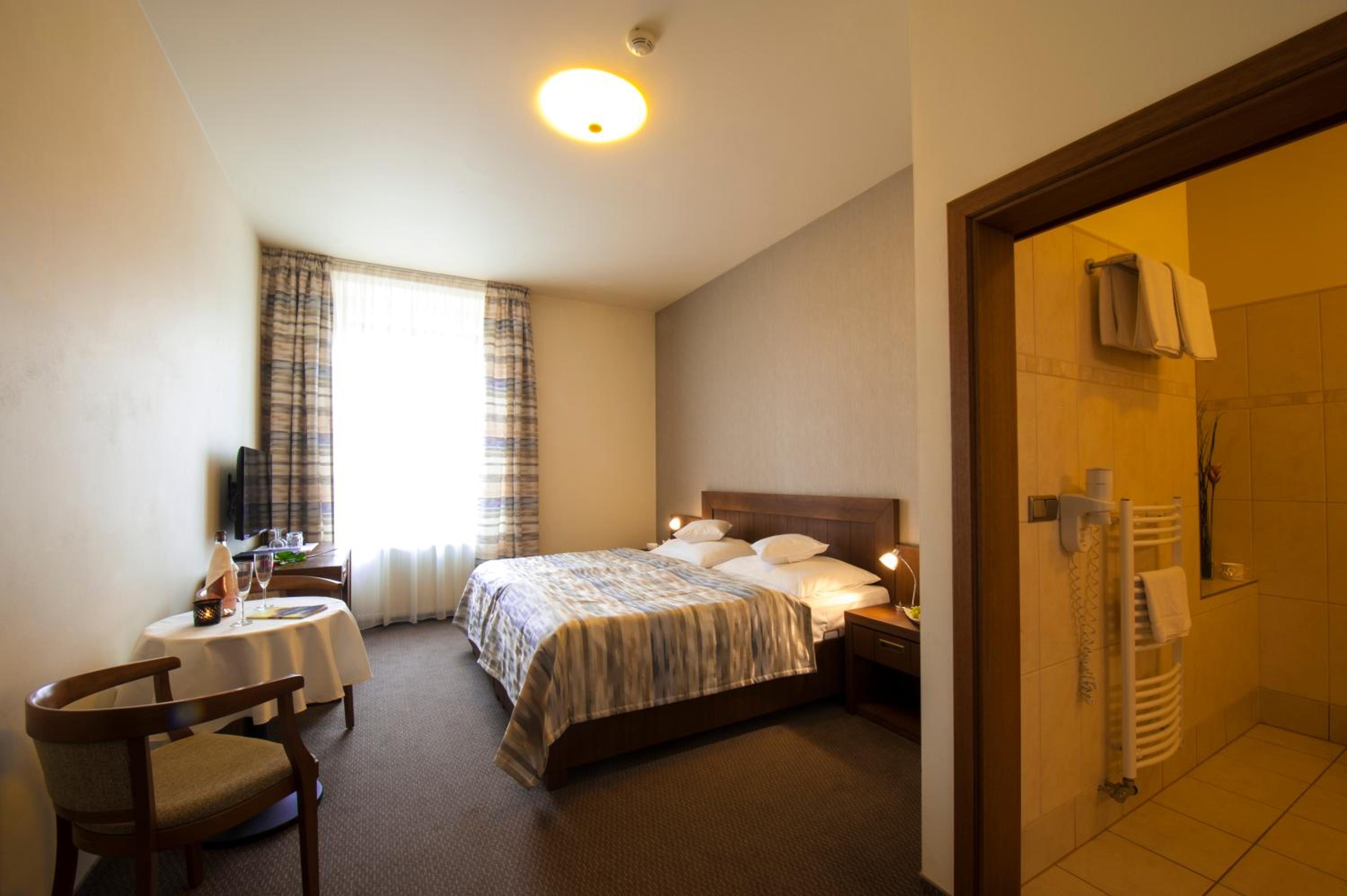 Double Room - Photo 4