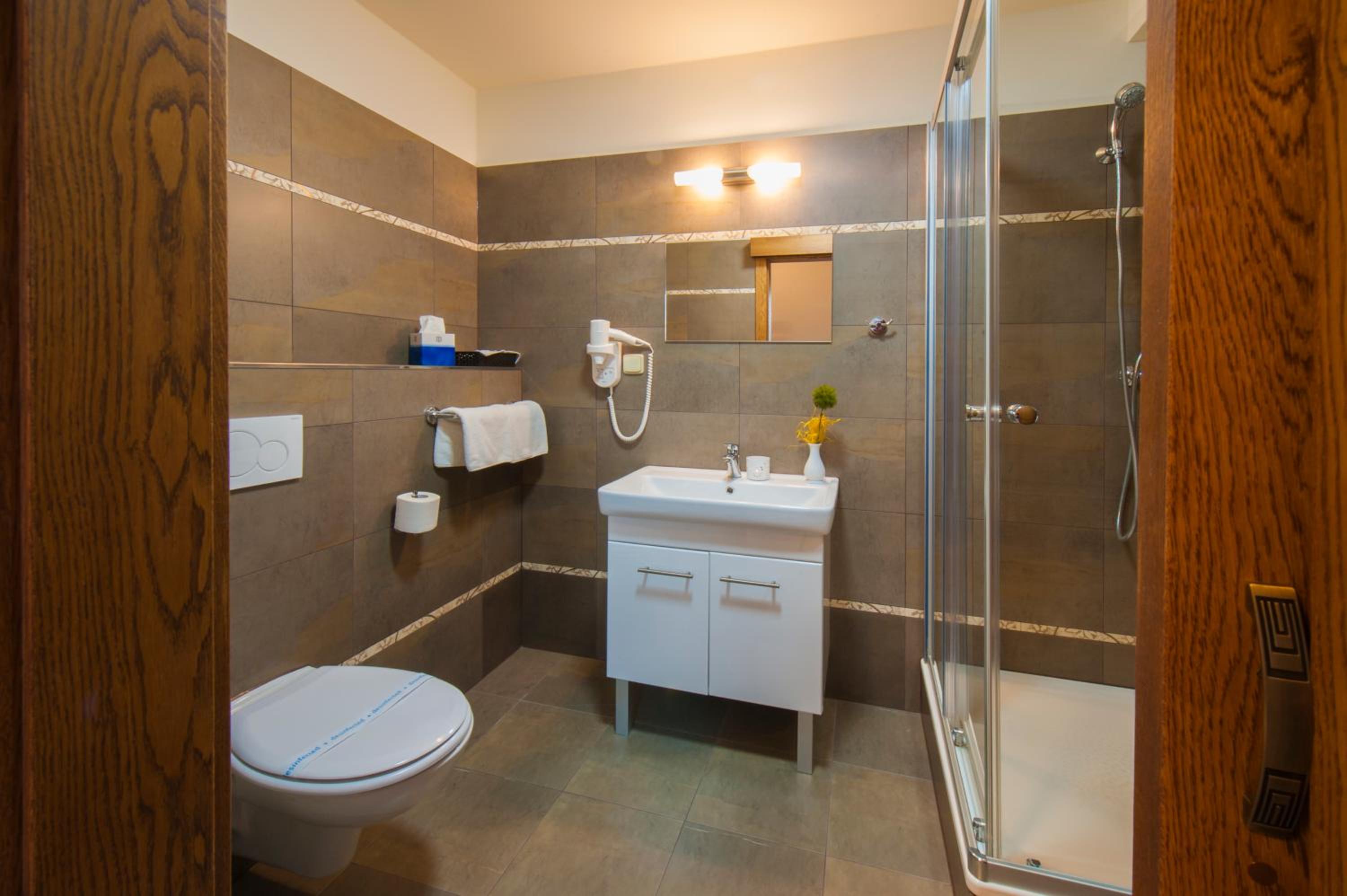 Triple Room - Photo 14