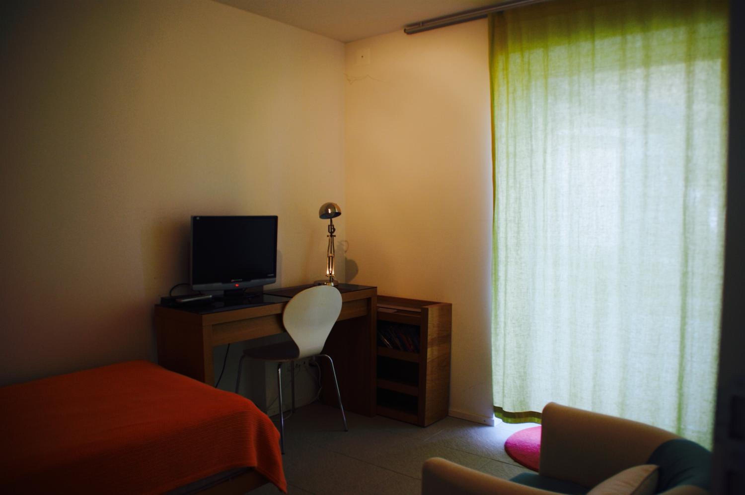 Four-Bedroom House photo 2