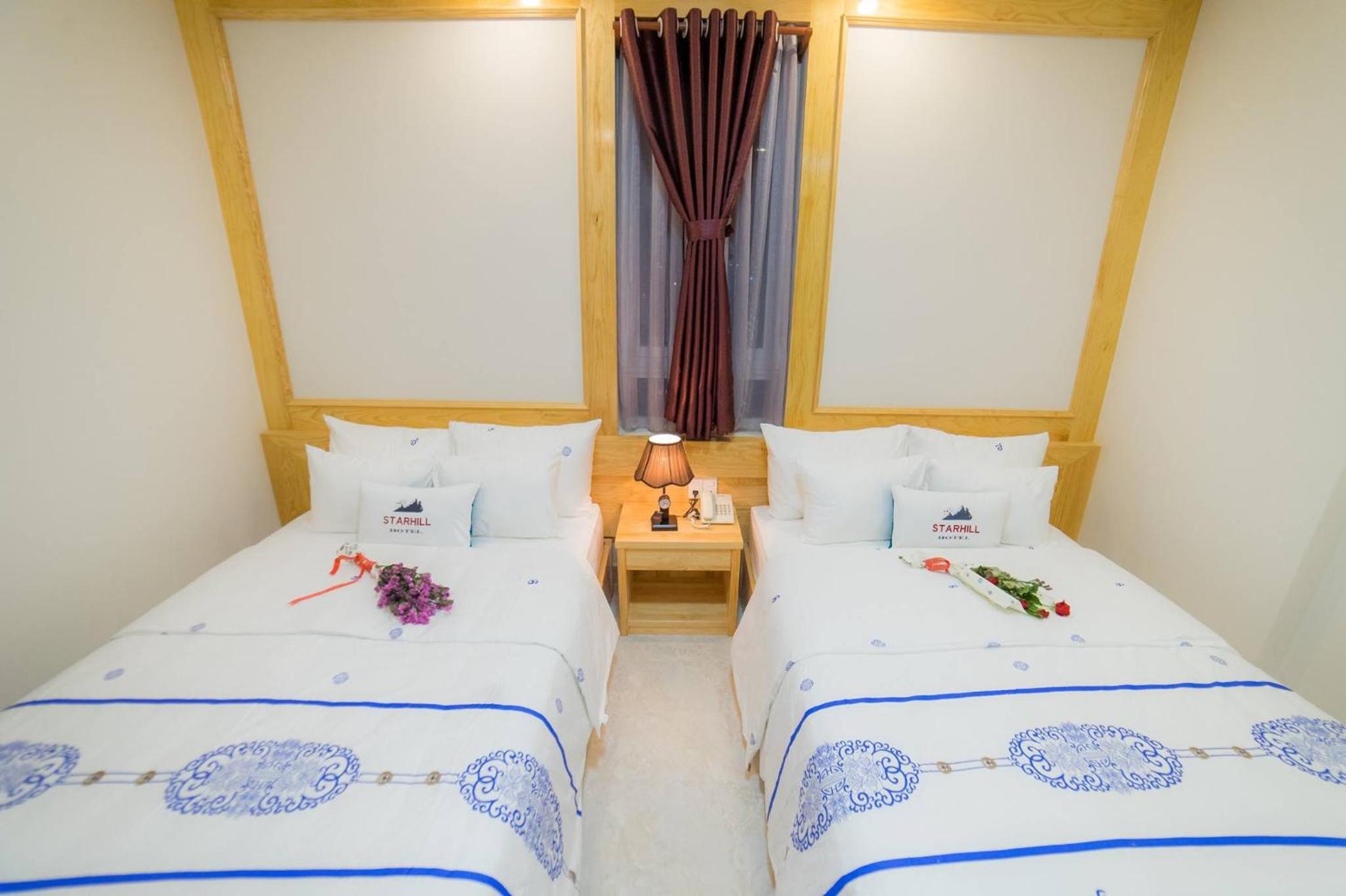 Quadruple Room with Mountain View photo 3