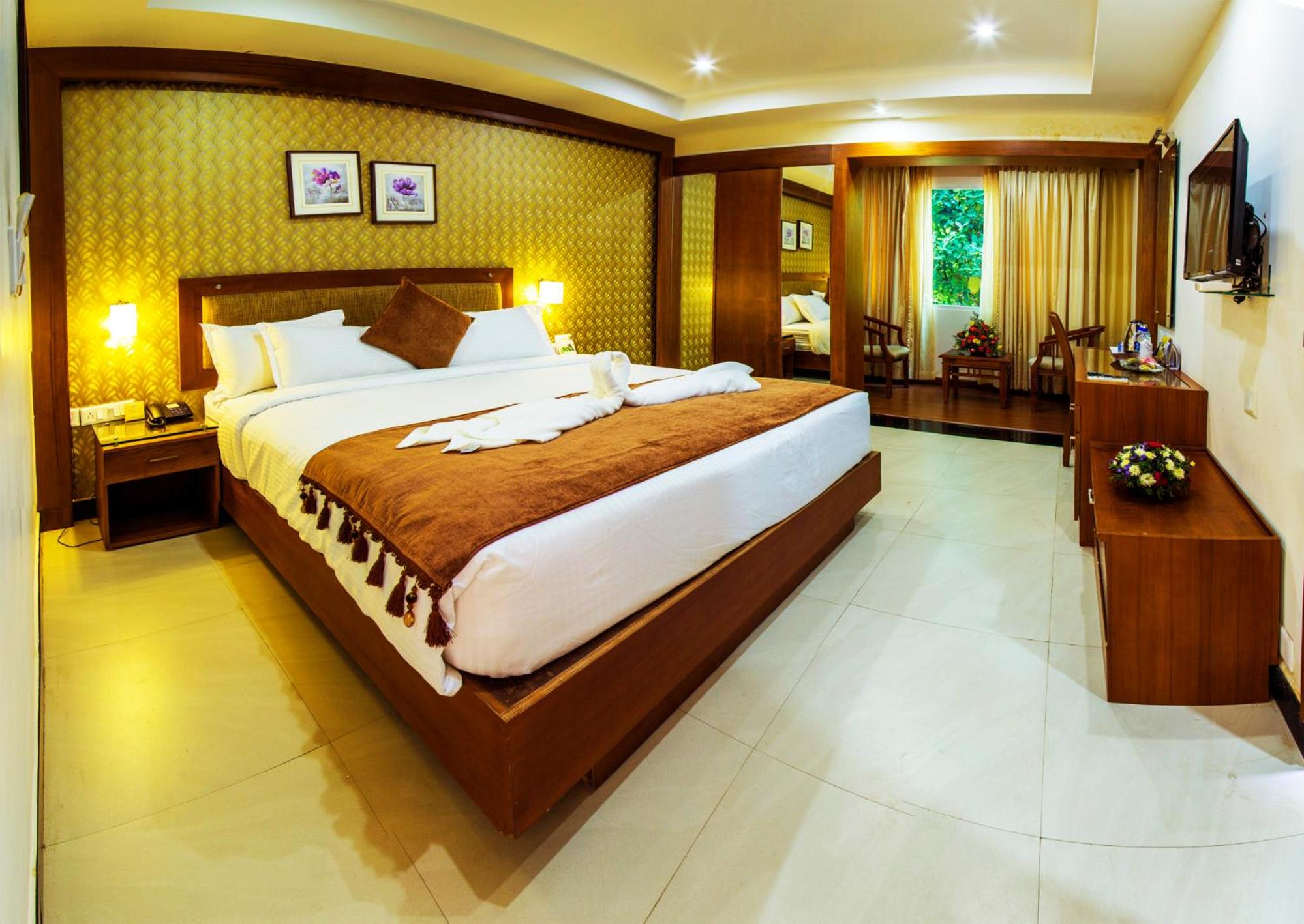 Deluxe Double or Twin Room