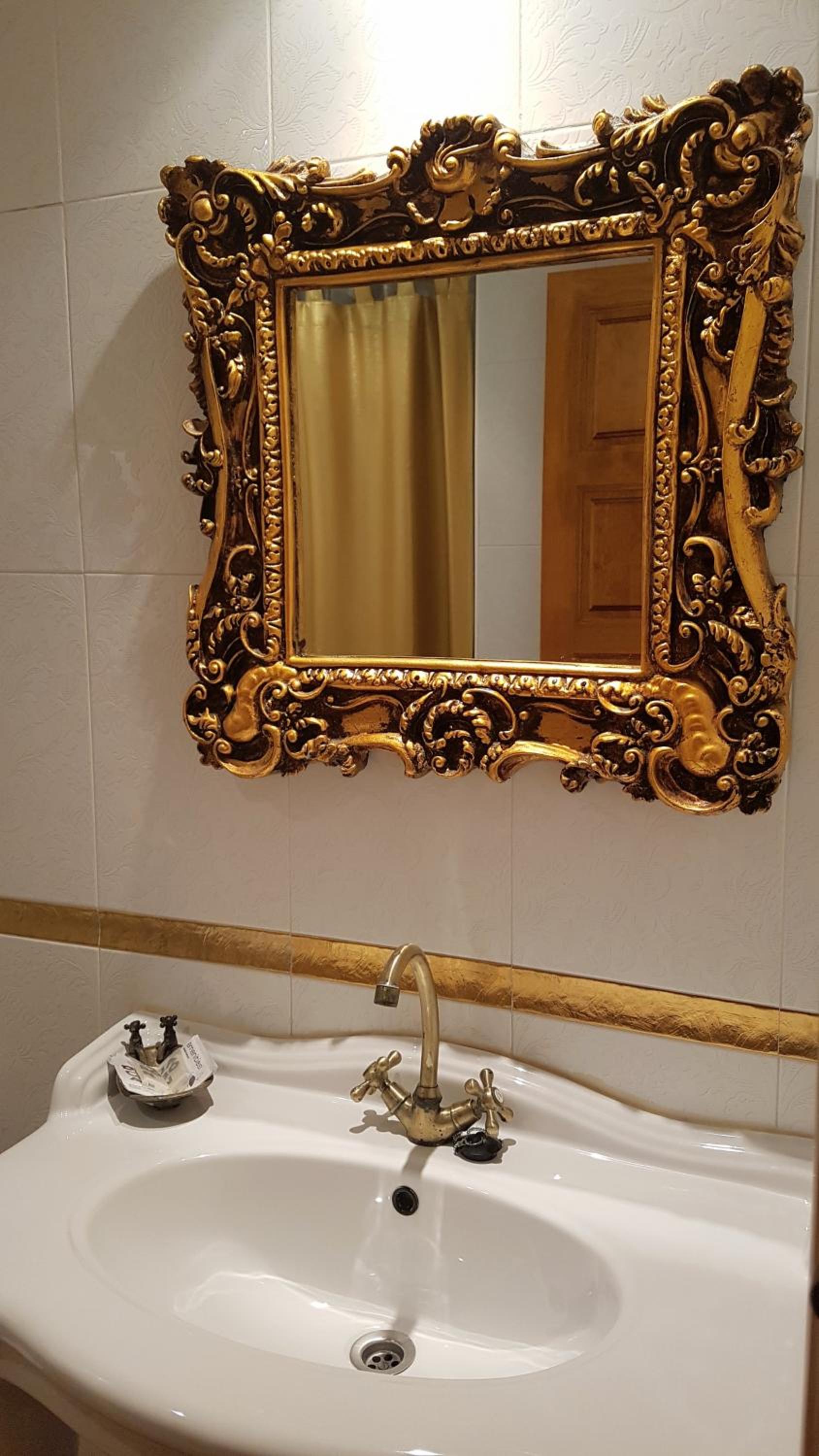 Basic Twin Room with Private Bathroom - Photo 44