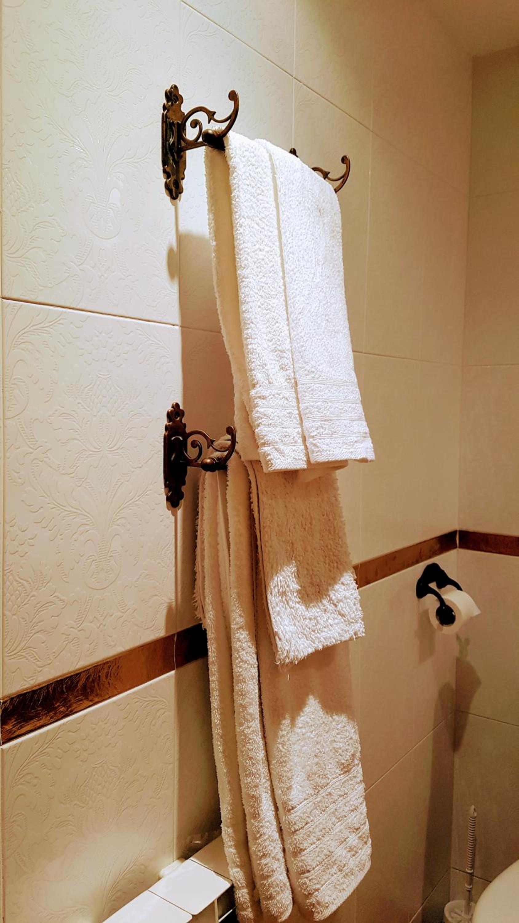 Twin Room with Private Bathroom and View - Photo 30