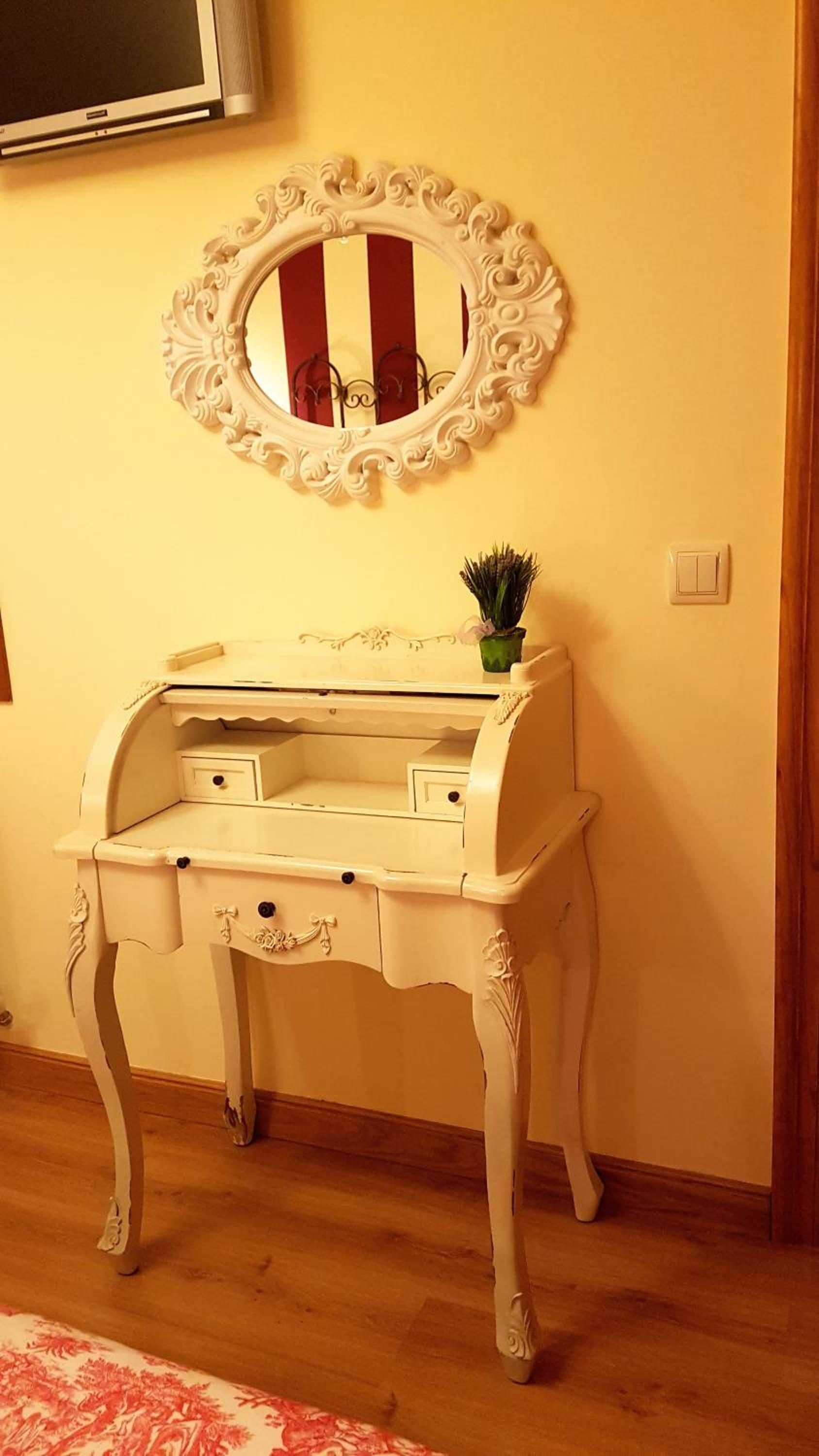 Basic Twin Room with Private Bathroom - Photo 46