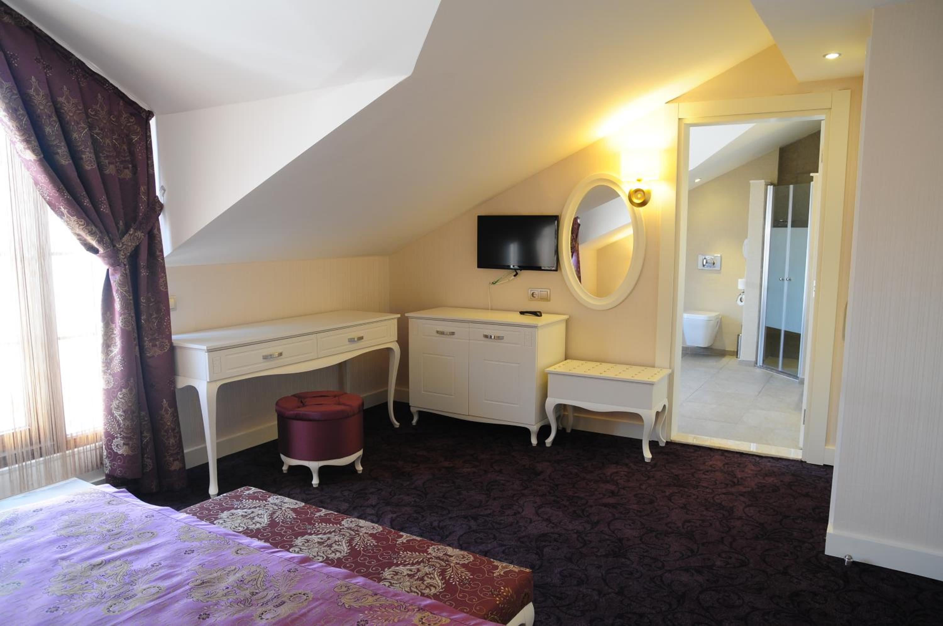 Standard Double Room photo 3