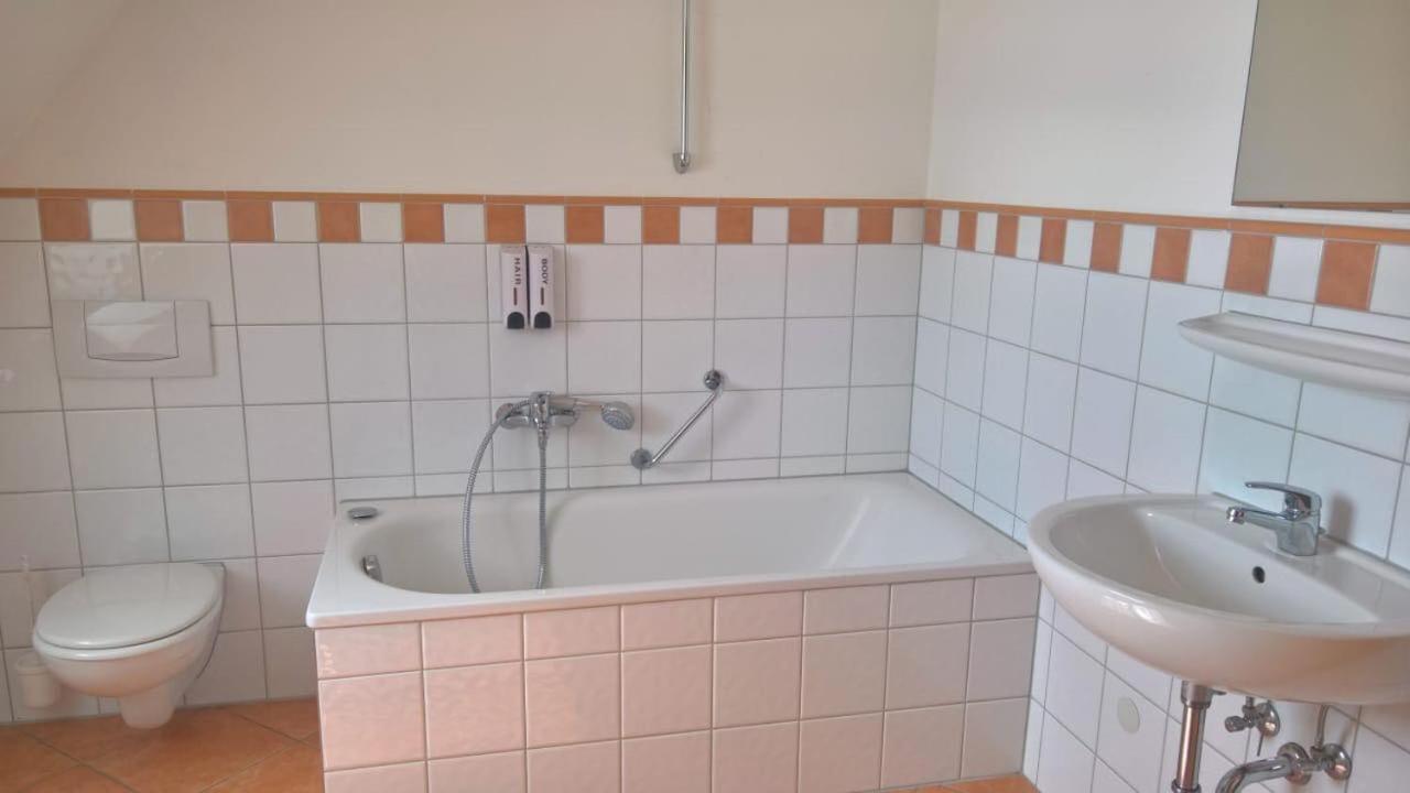 Deluxe Apartment photo 3