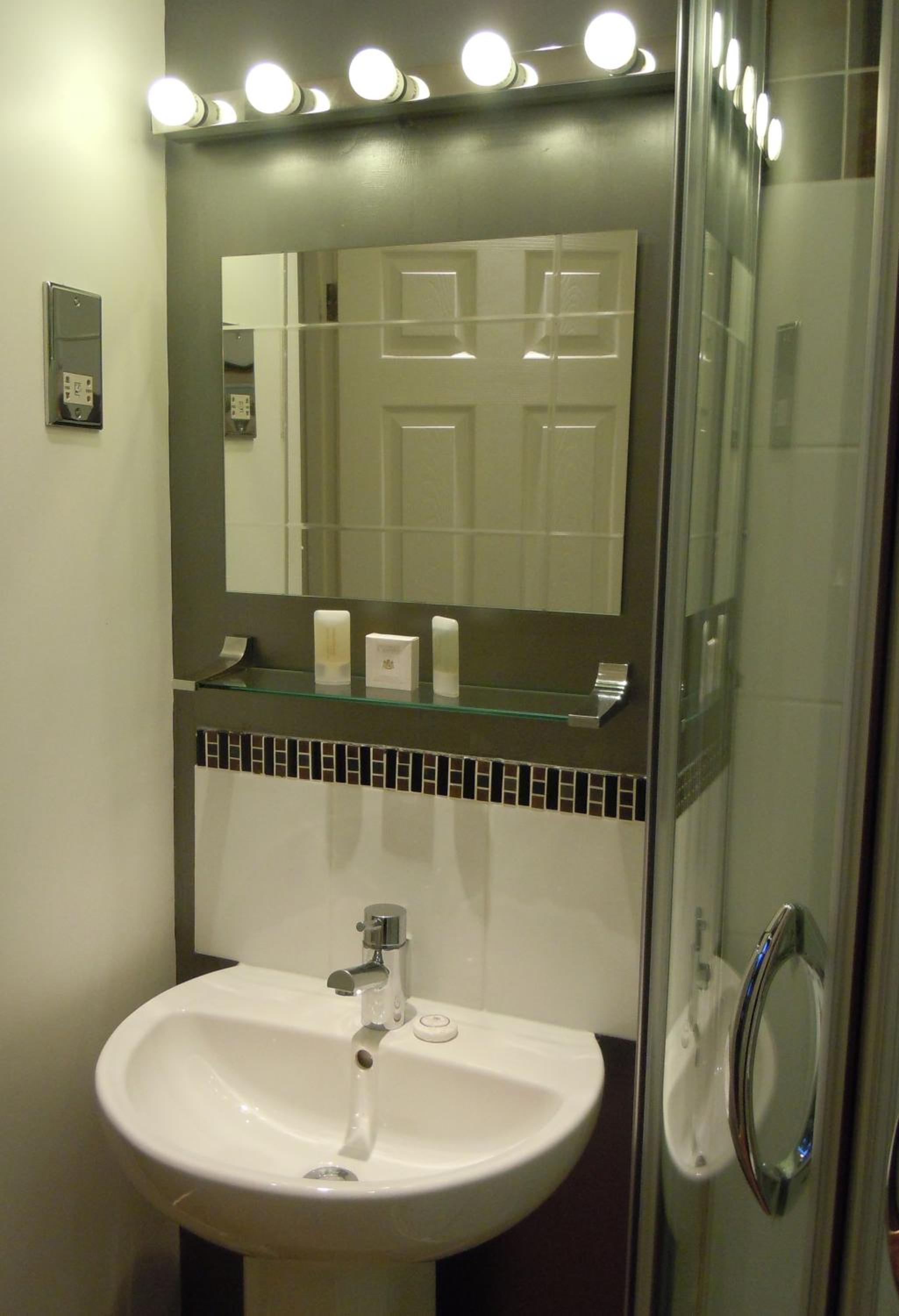 Standard Double Room photo 3