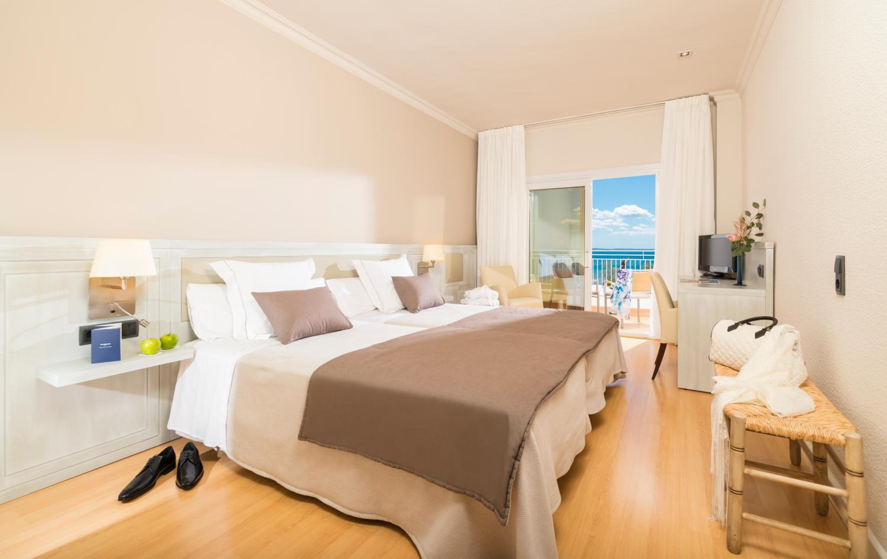 Habitación Doble Superior con Vista al Mar