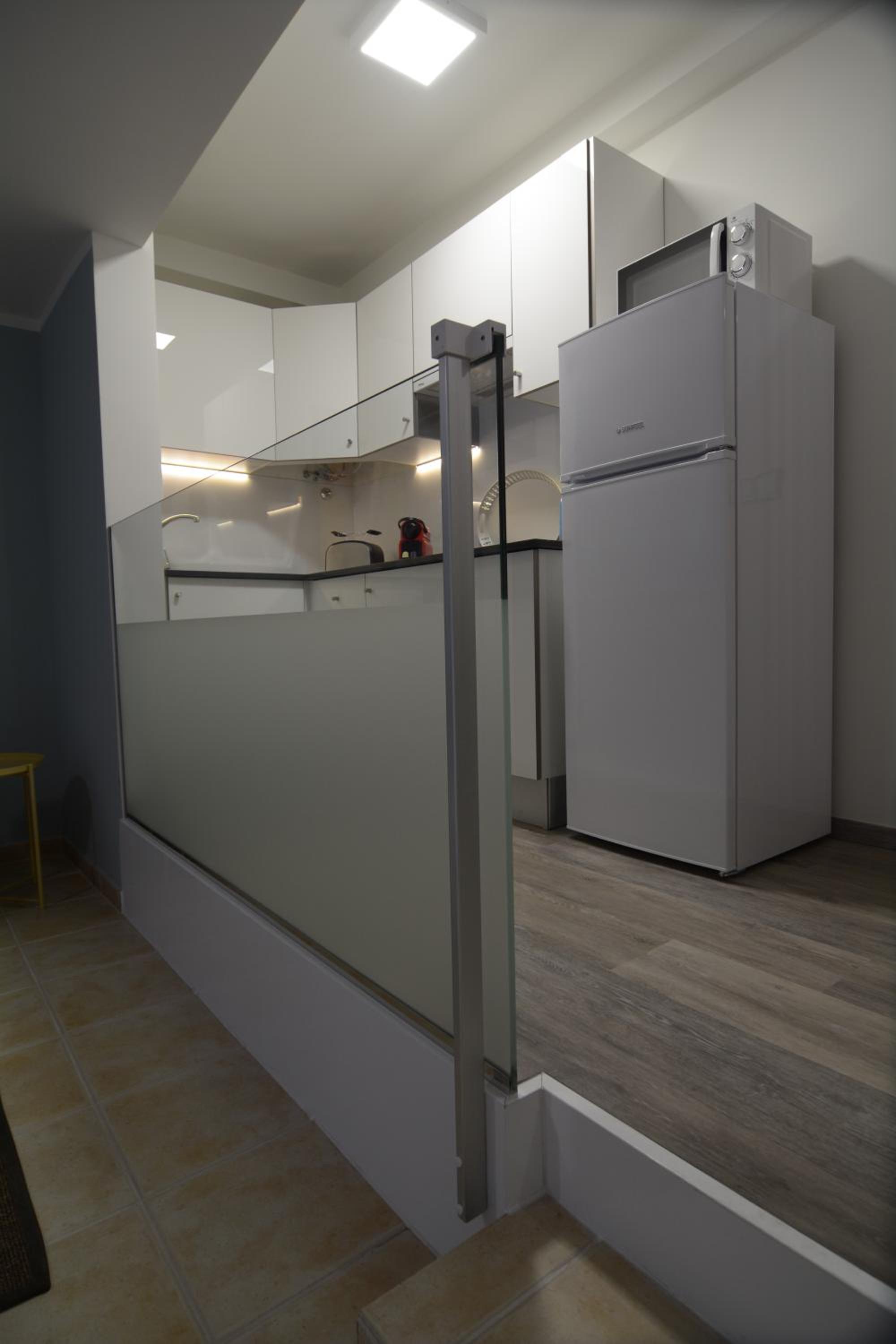 Apartment photo 2