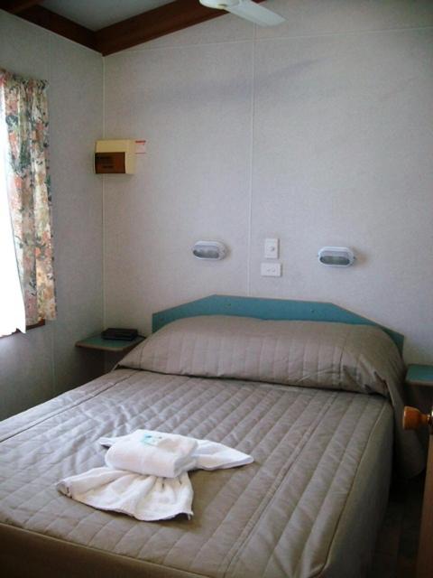 Two-Bedroom Villa - No Pets photo 2