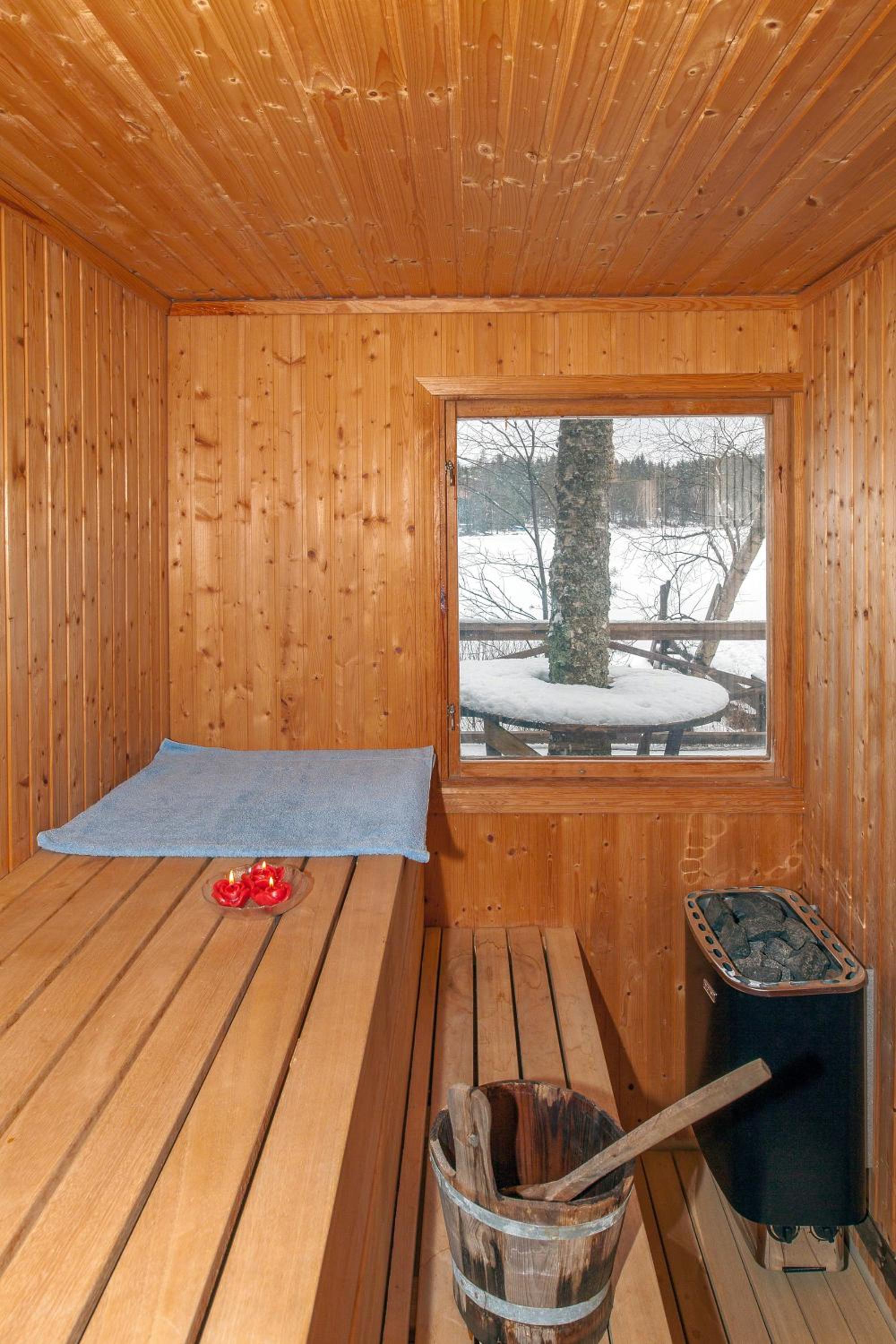 Studio - Split Level - Photo 5