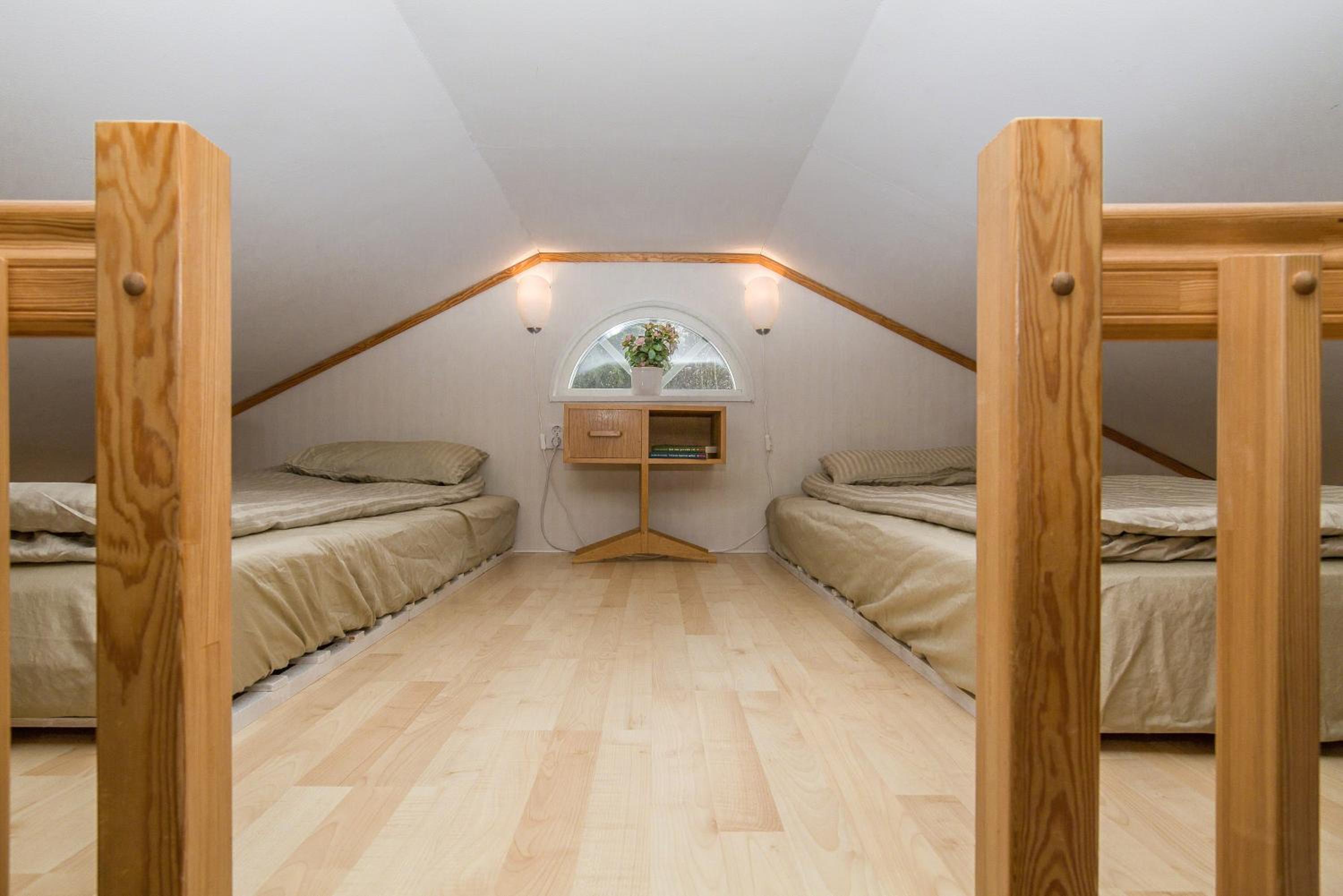 Studio - Split Level - Photo 21
