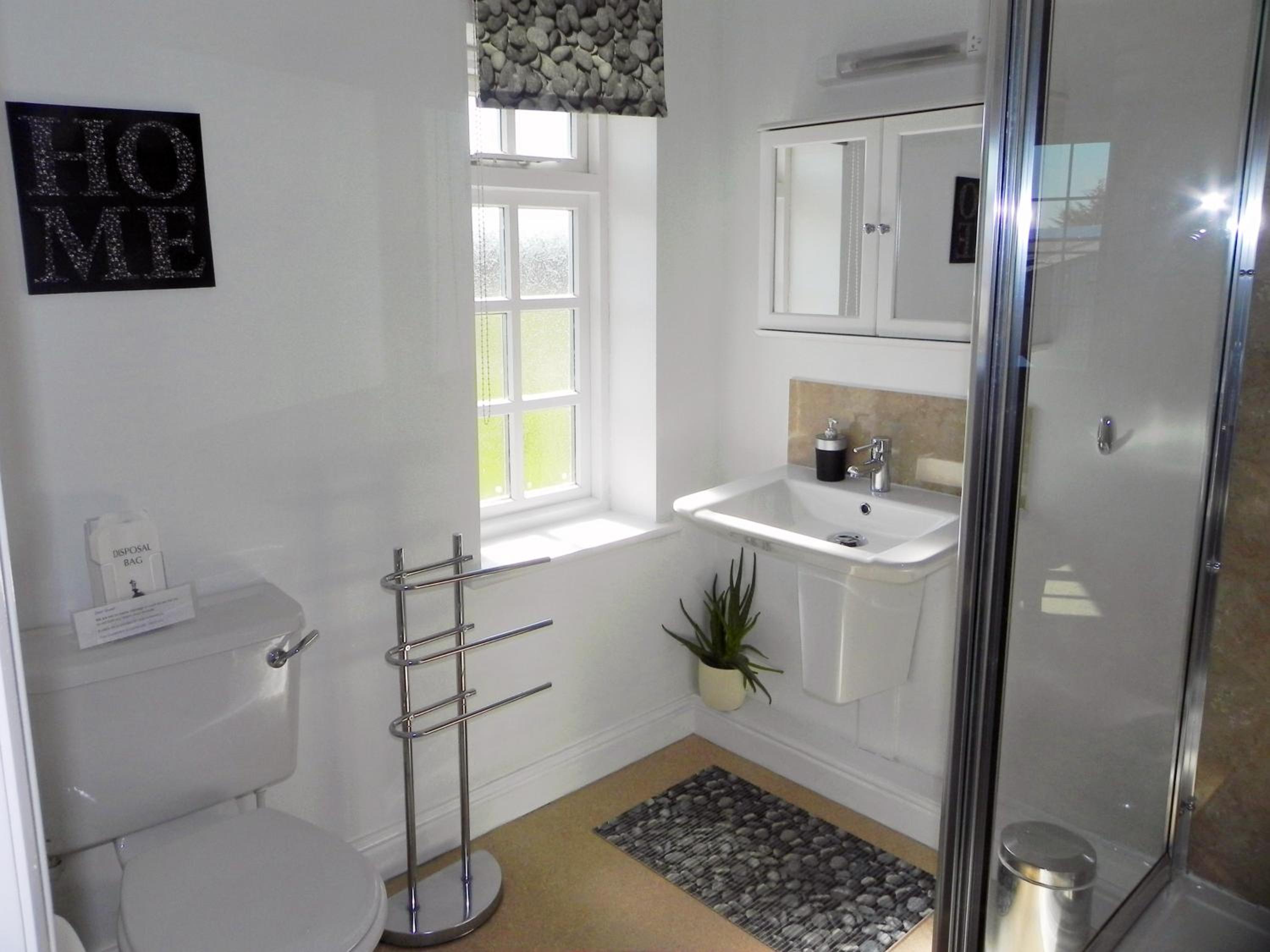 Triple Room with Shower photo 3