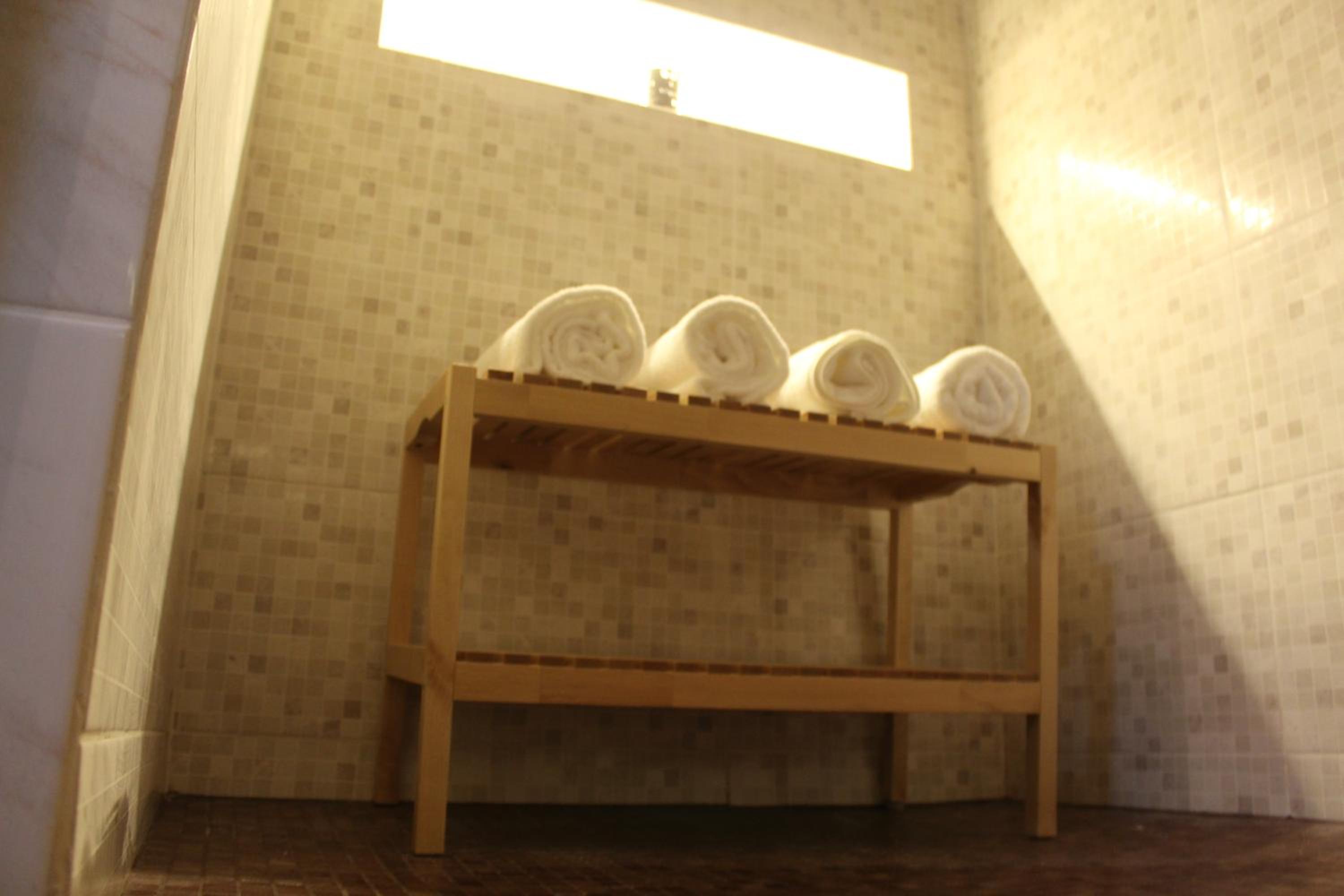 Apartment - Photo 32