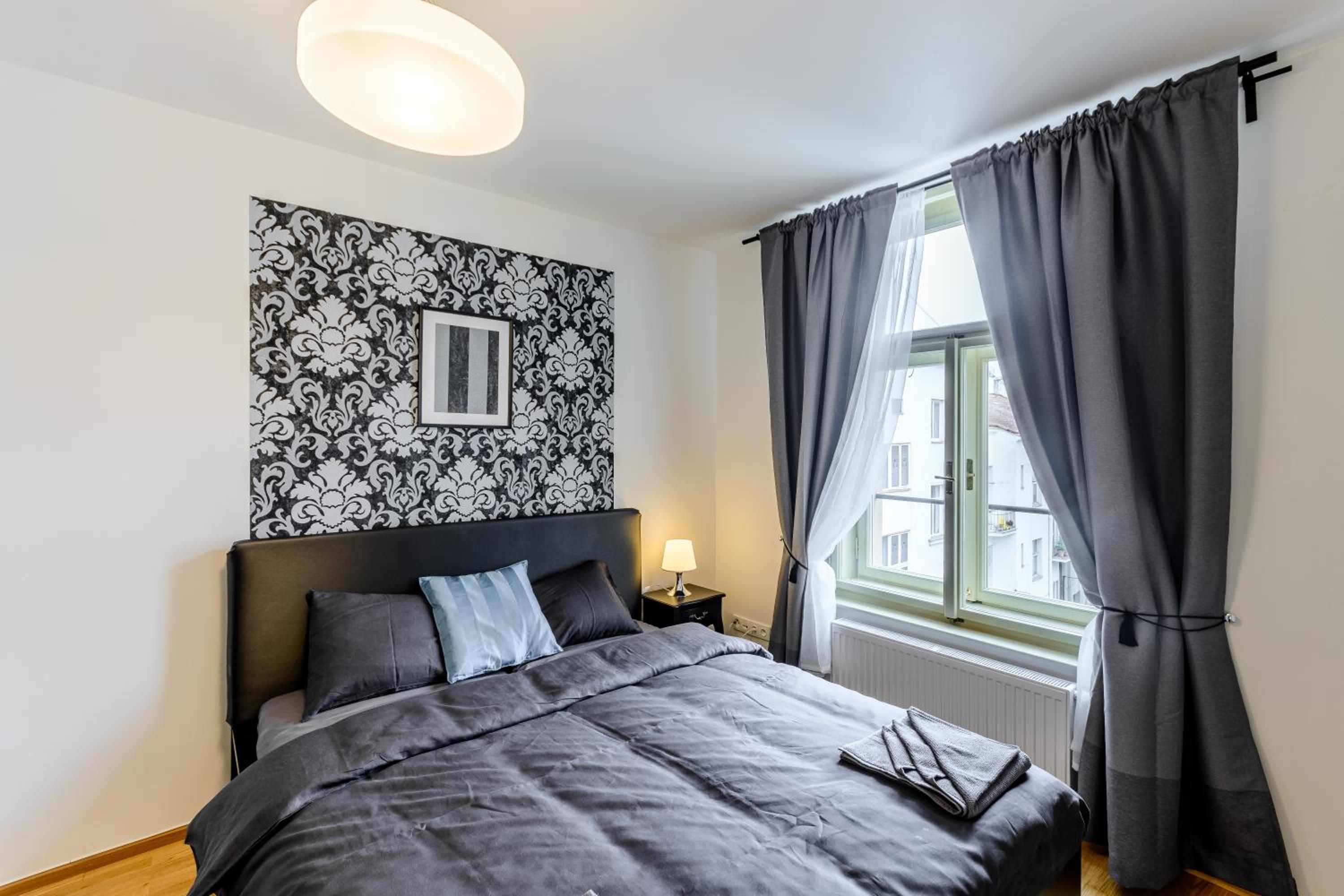 Three-Bedroom Apartment (8 Adults)