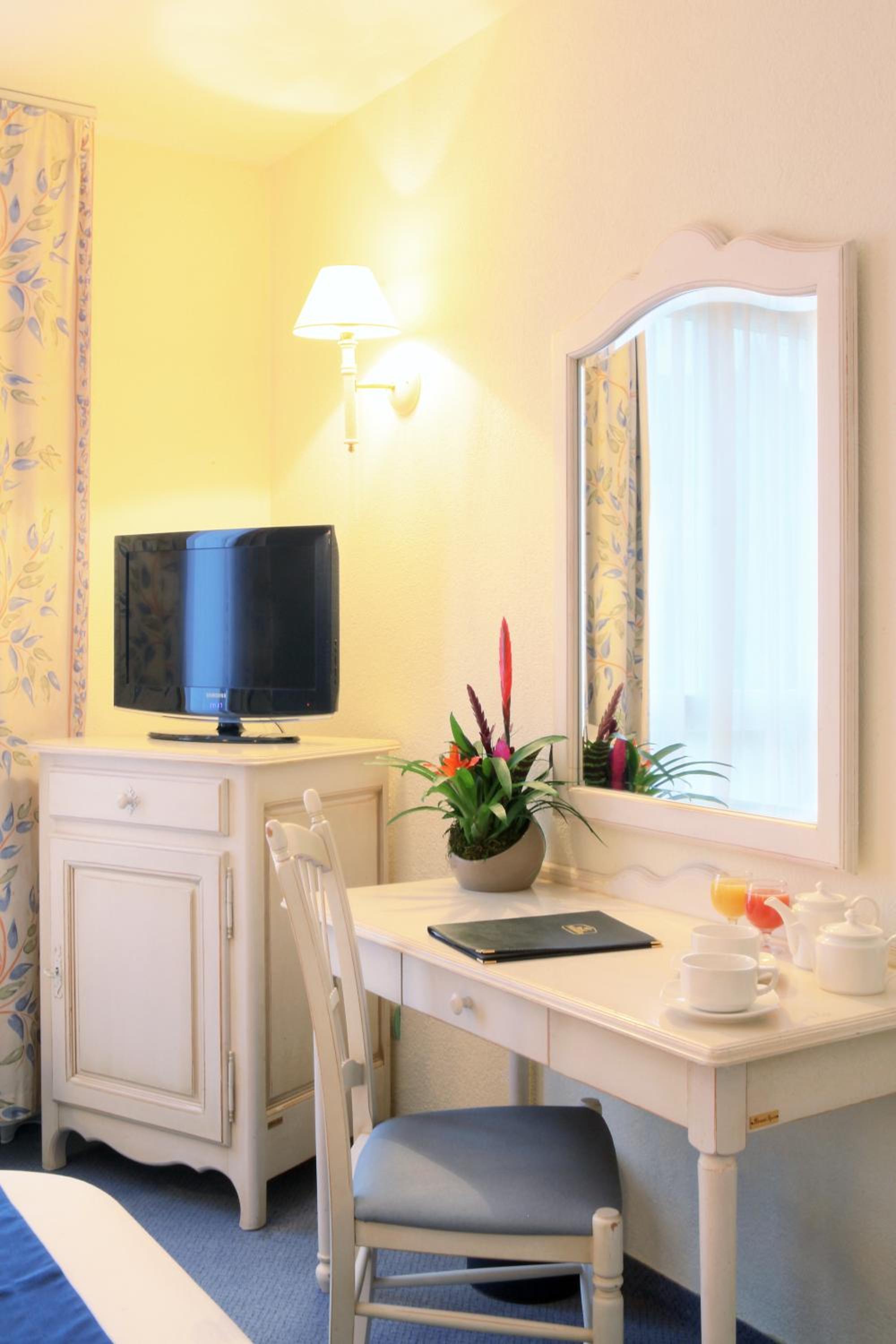 Superior Queen Room photo 3