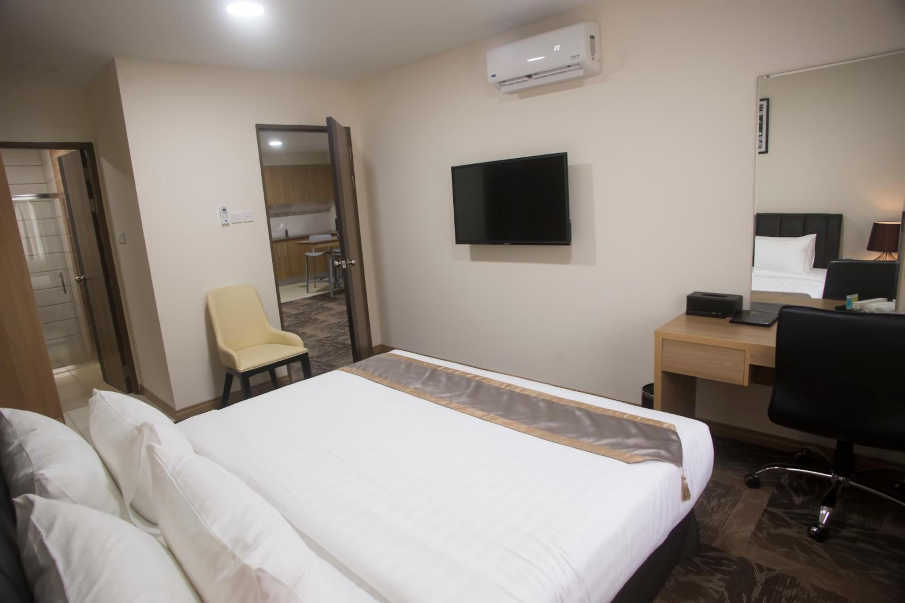 Two-Bedroom Suite photo 1