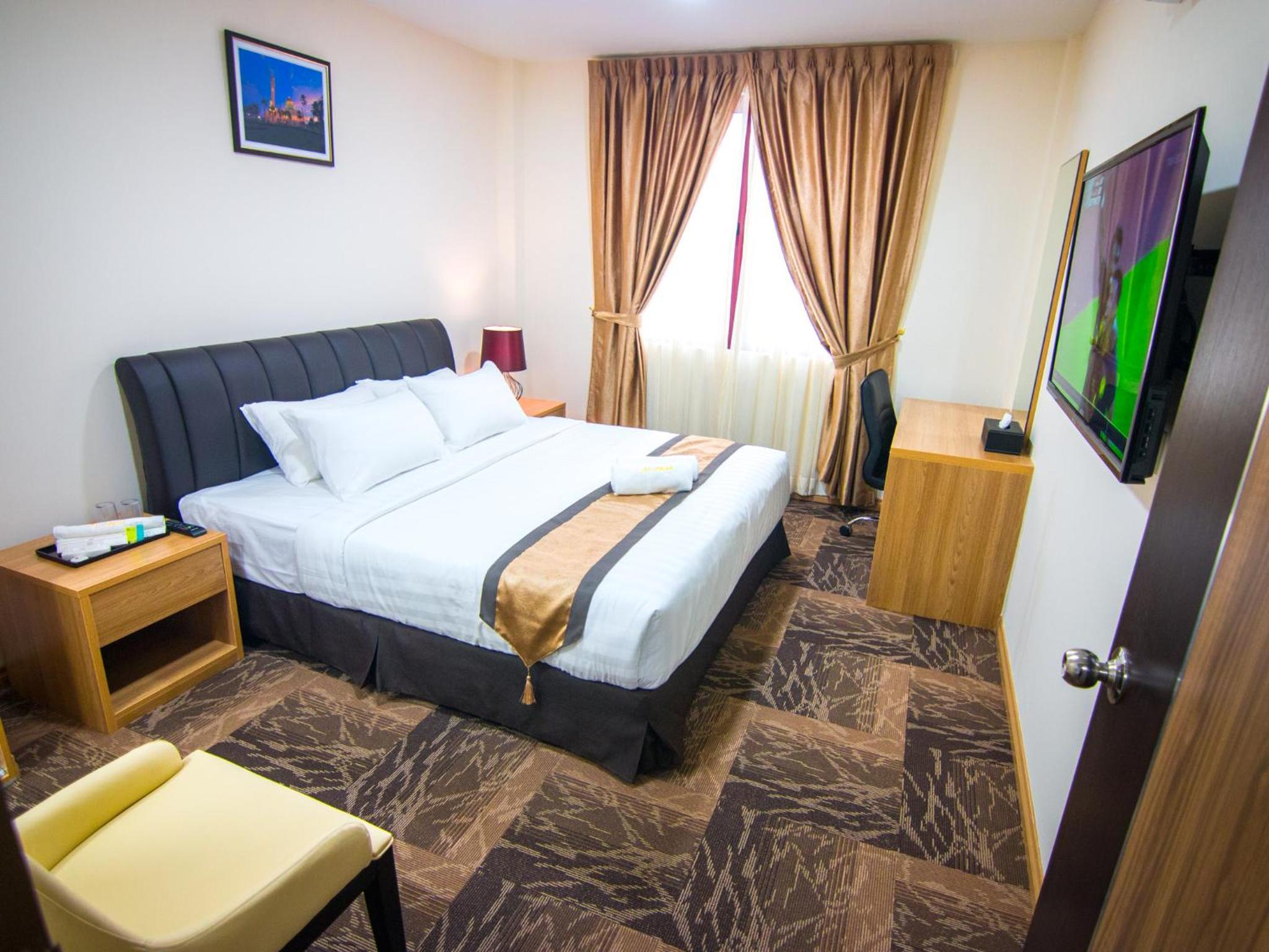 Two-Bedroom Suite photo 2