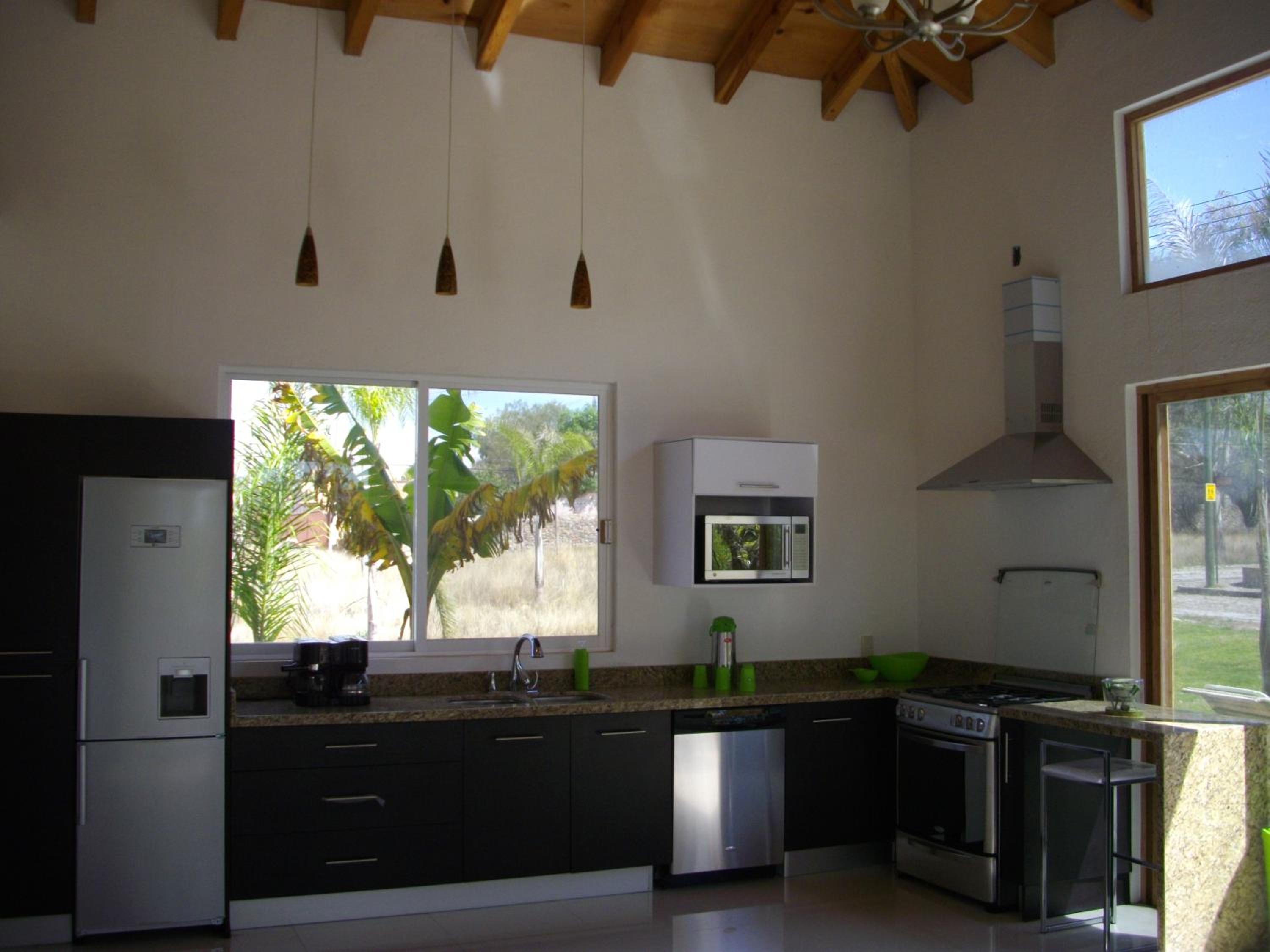 Villa with Private Pool - Photo 4