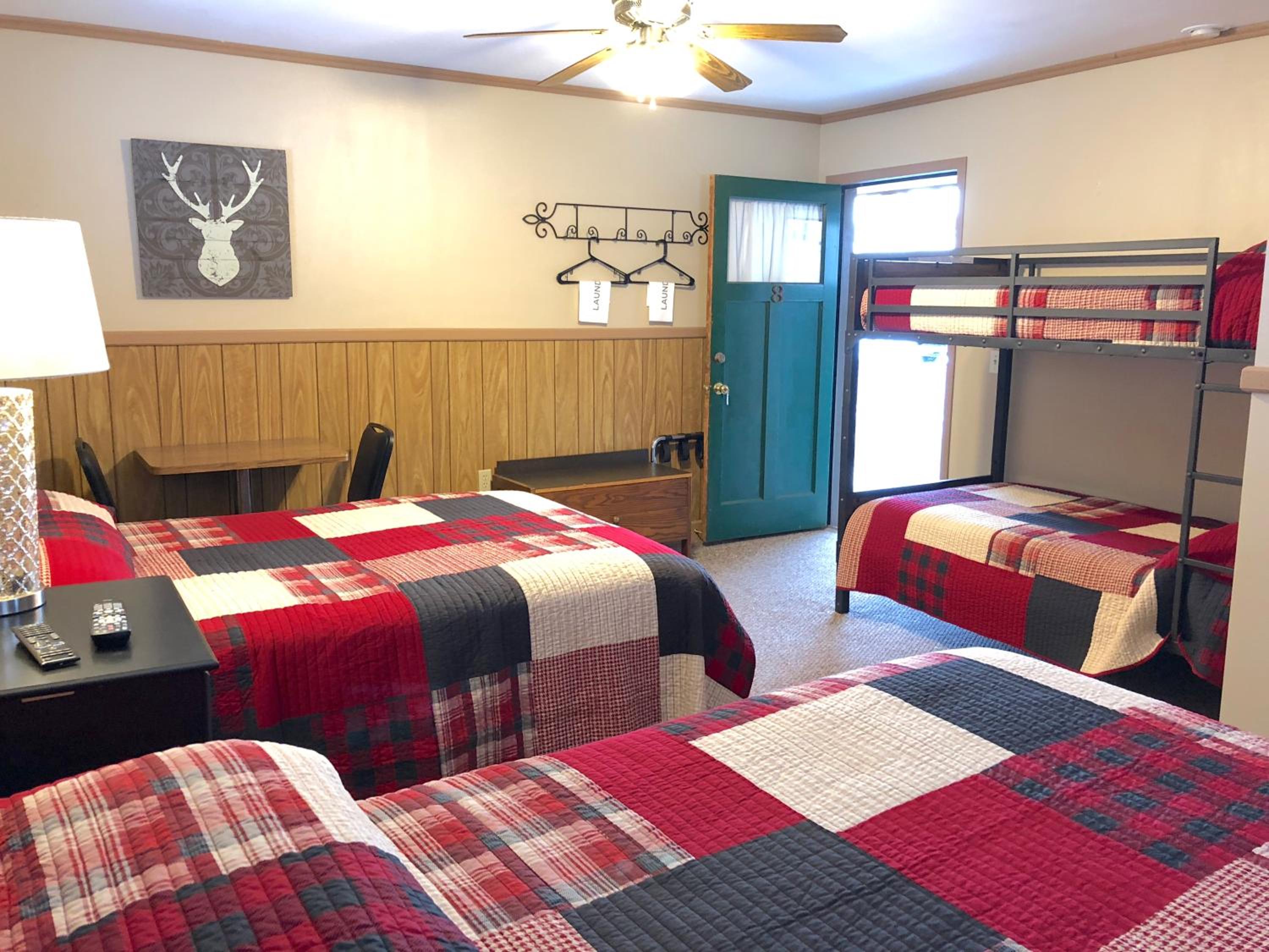 Budget Family Room with Private Bathroom
