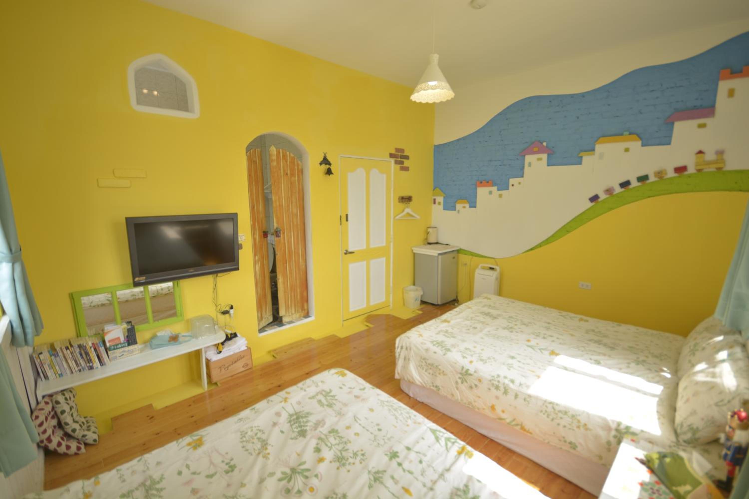 Quadruple Room with Bath photo 3