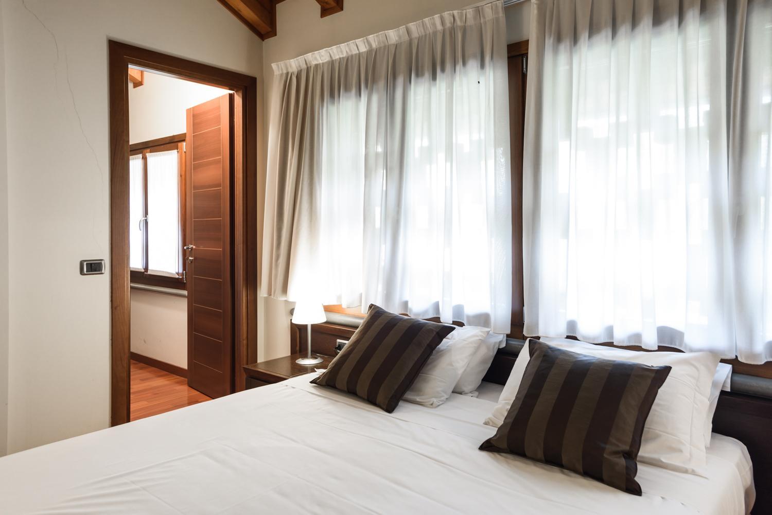 Superior Double Room - Photo 11