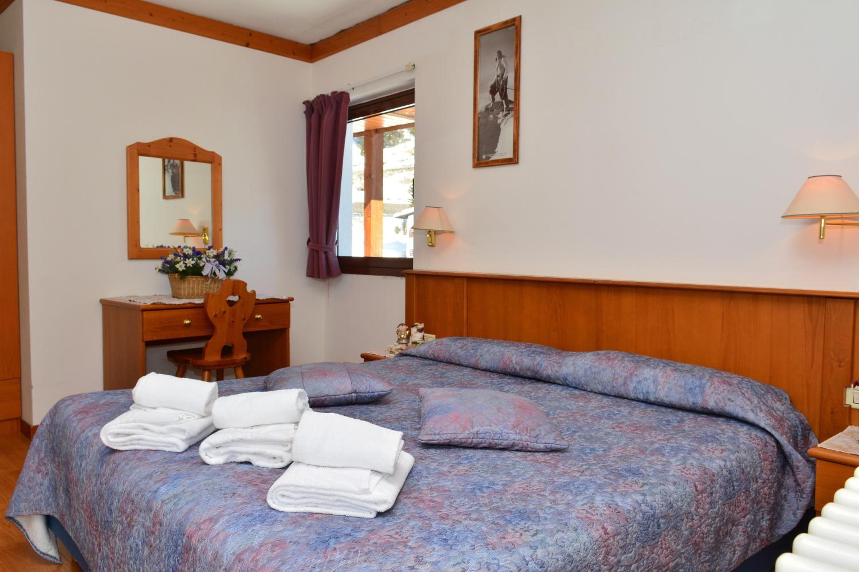 One-Bedroom Apartment (3 Adults + 1 Child)