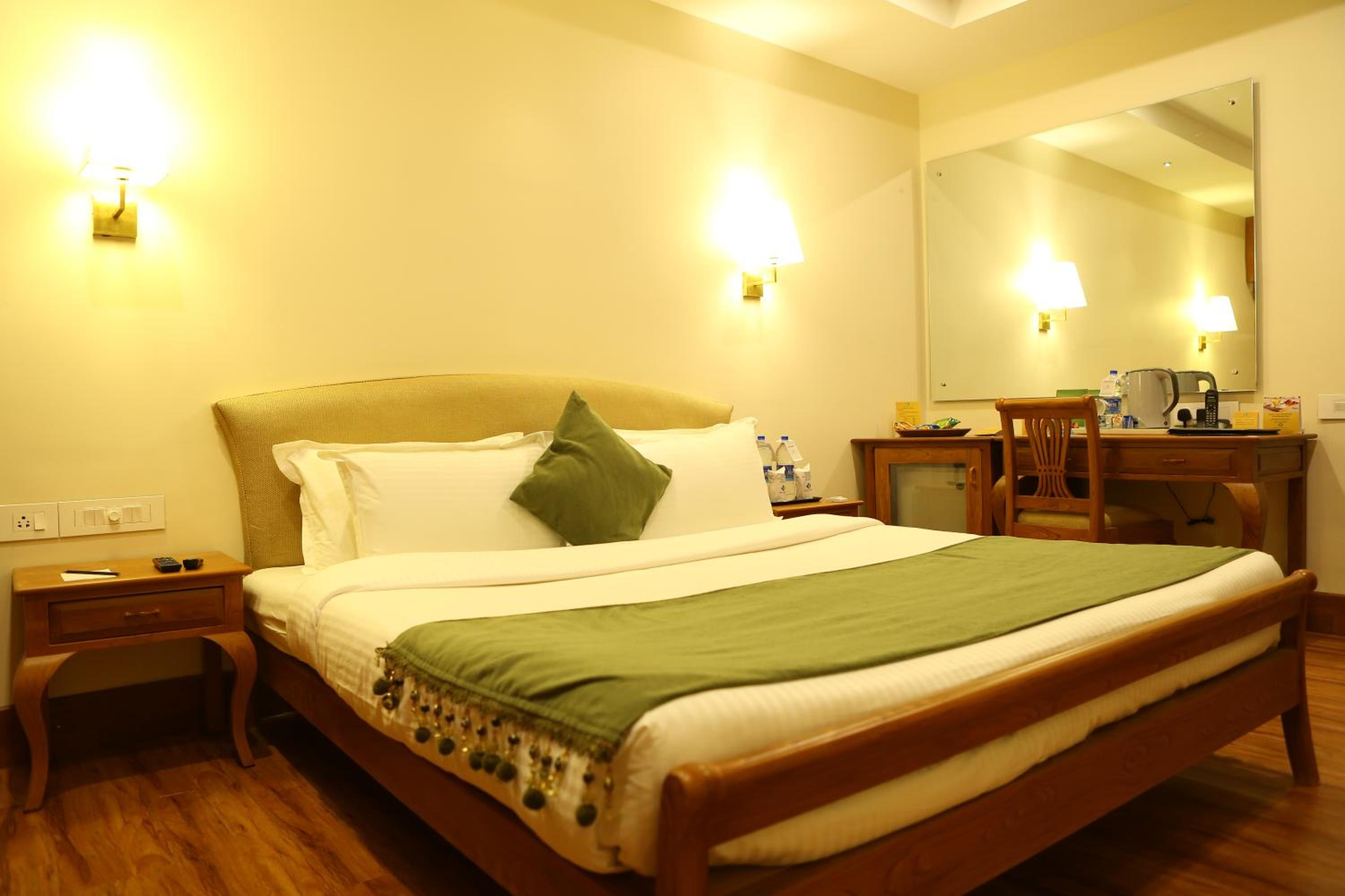 Deluxe Double Room with Bath