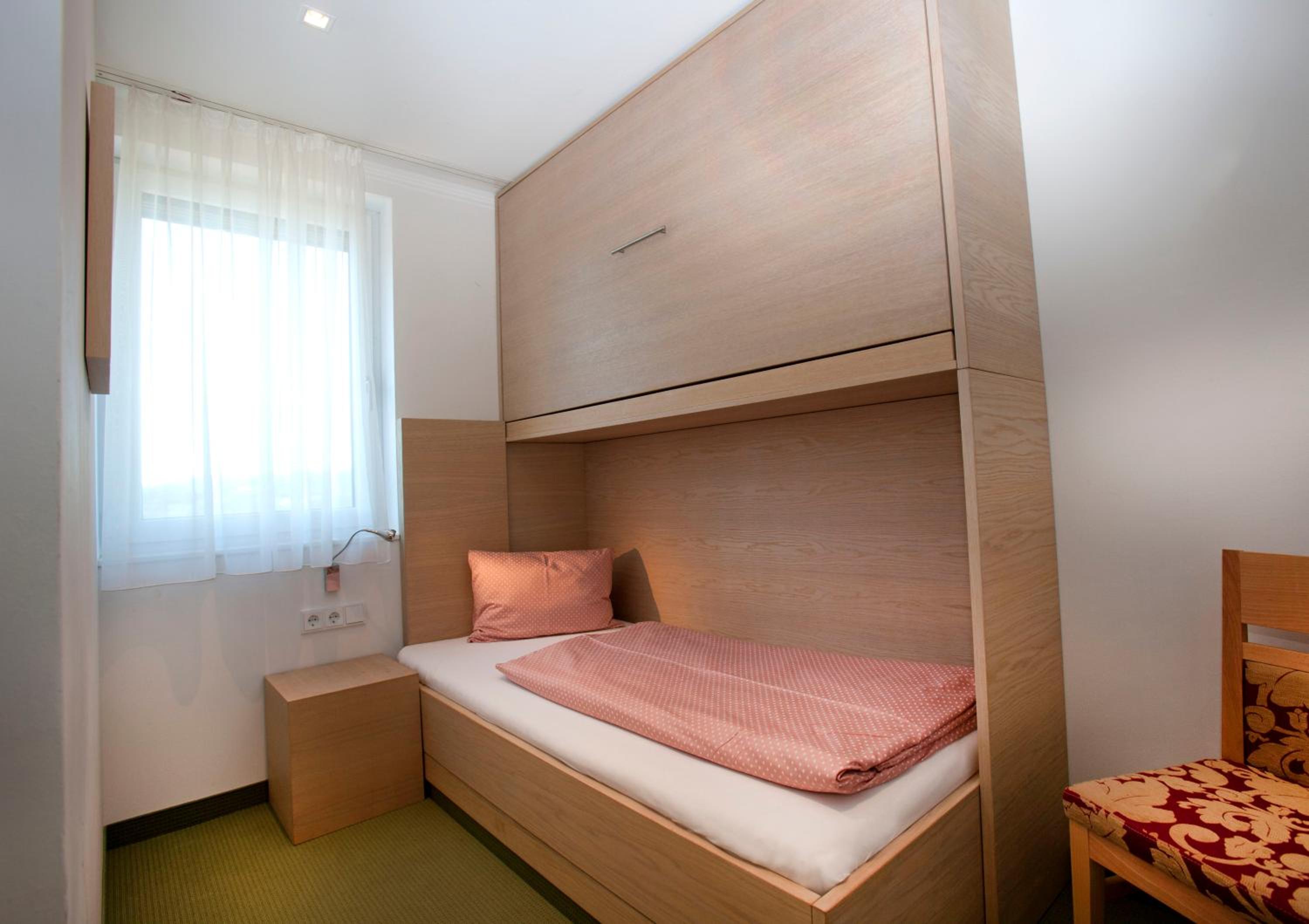 Single Room photo 3