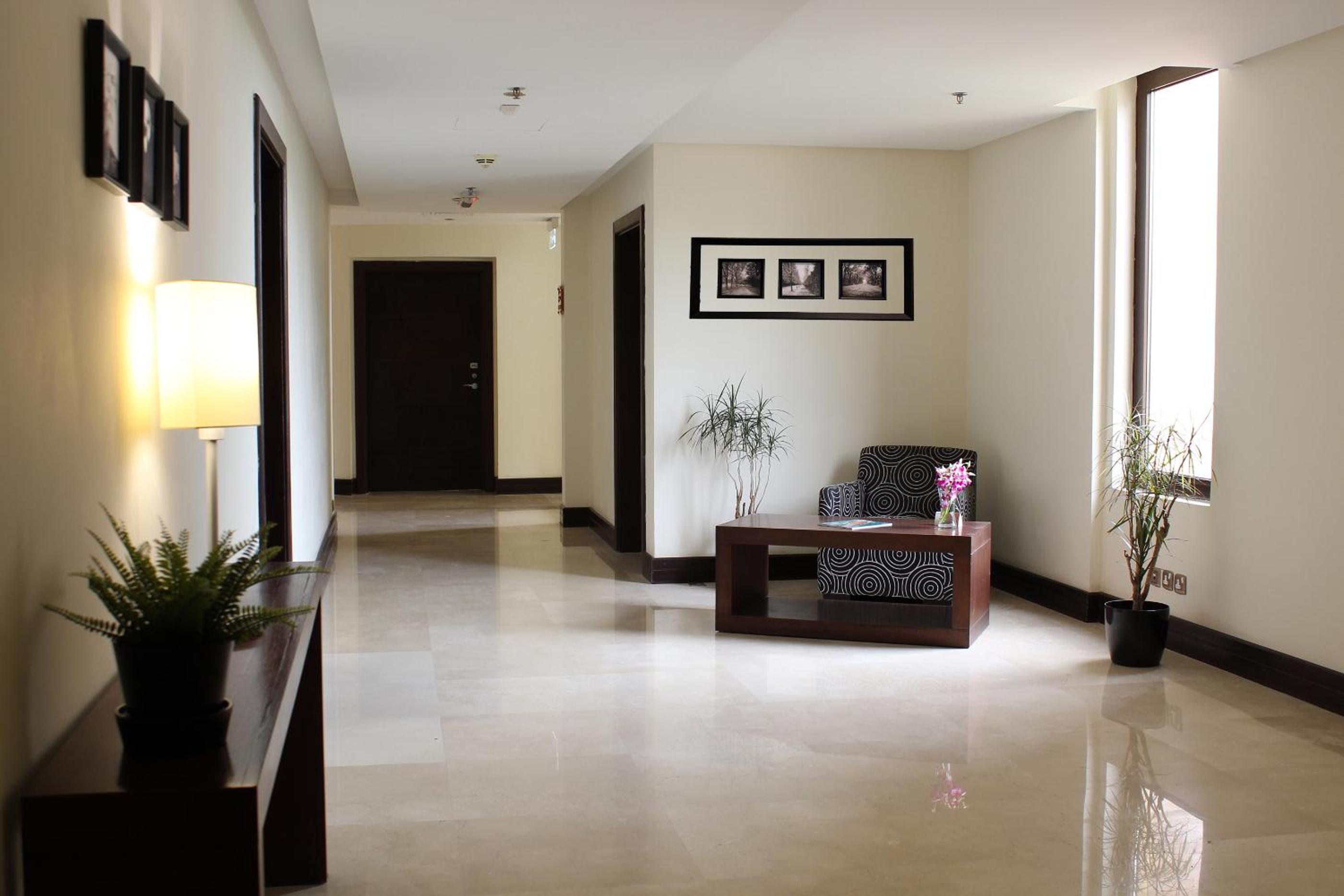 One Bedroom Apartment