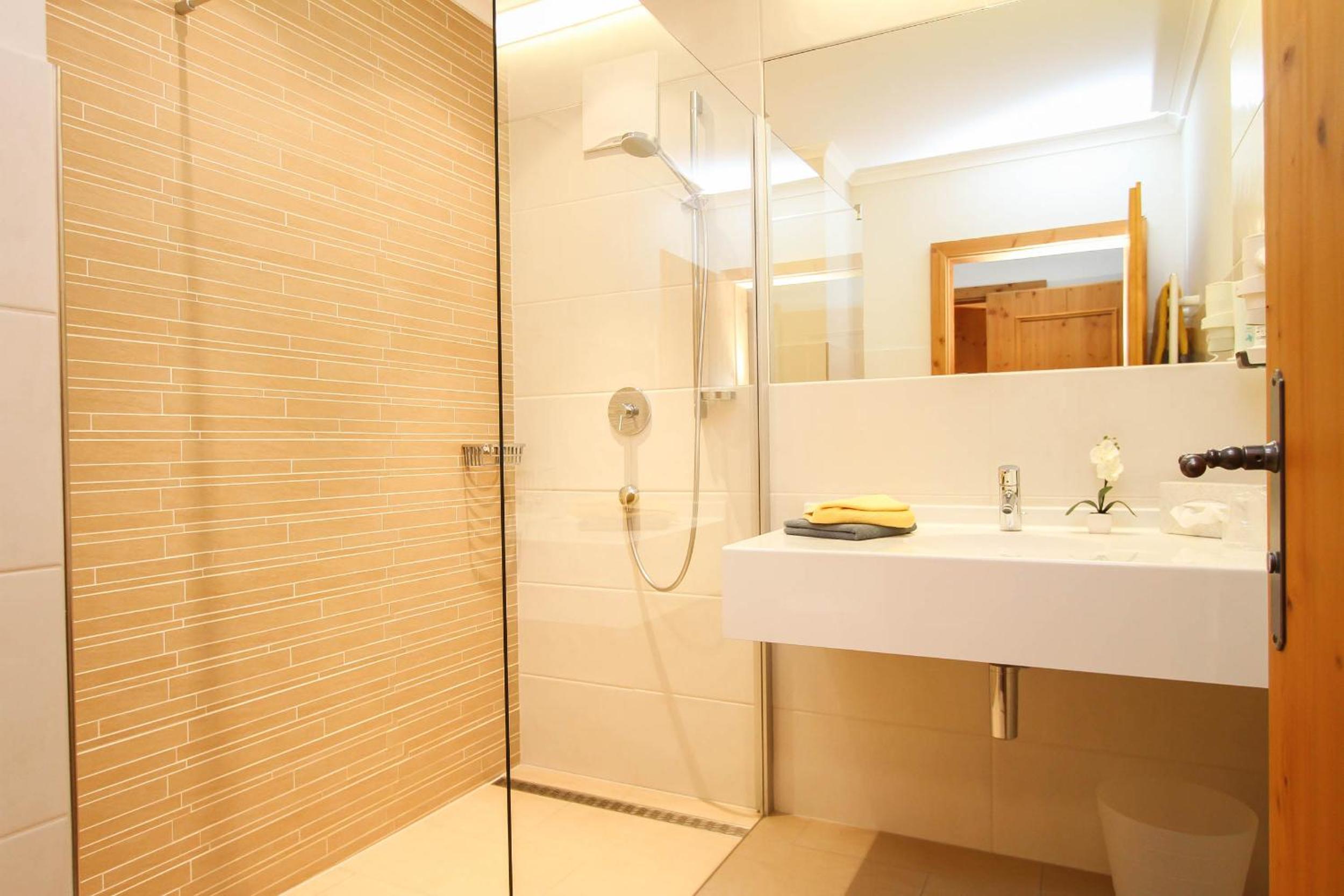 Superior Double Room with Sofa - Photo 4