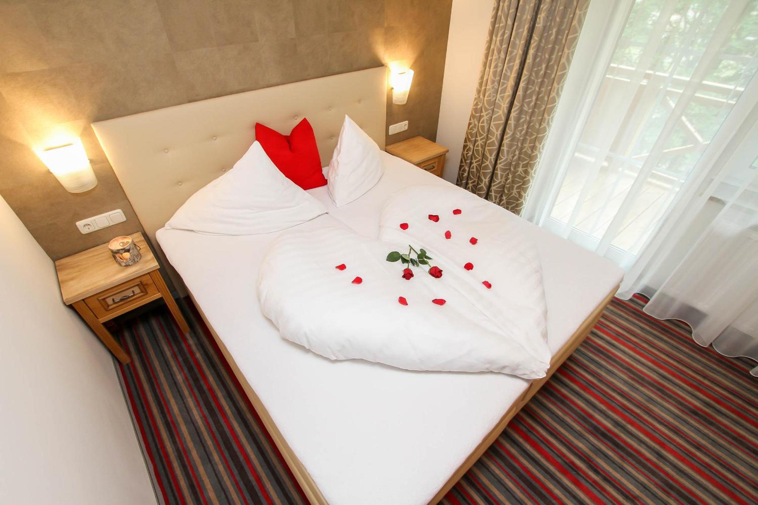 Superior Double Room with Sofa - Photo 2