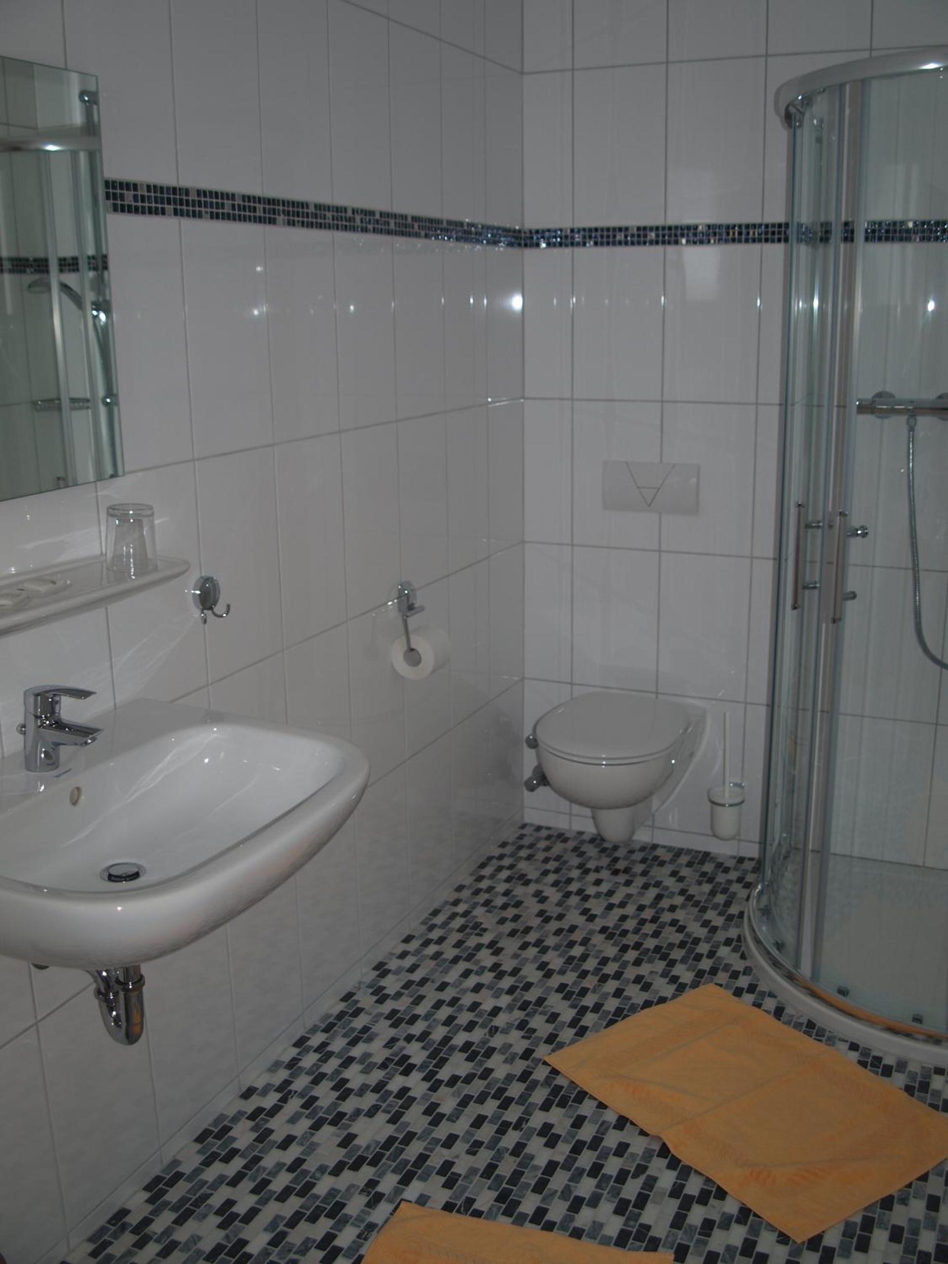 Family Room (2 Adults + 2 Children) photo 3