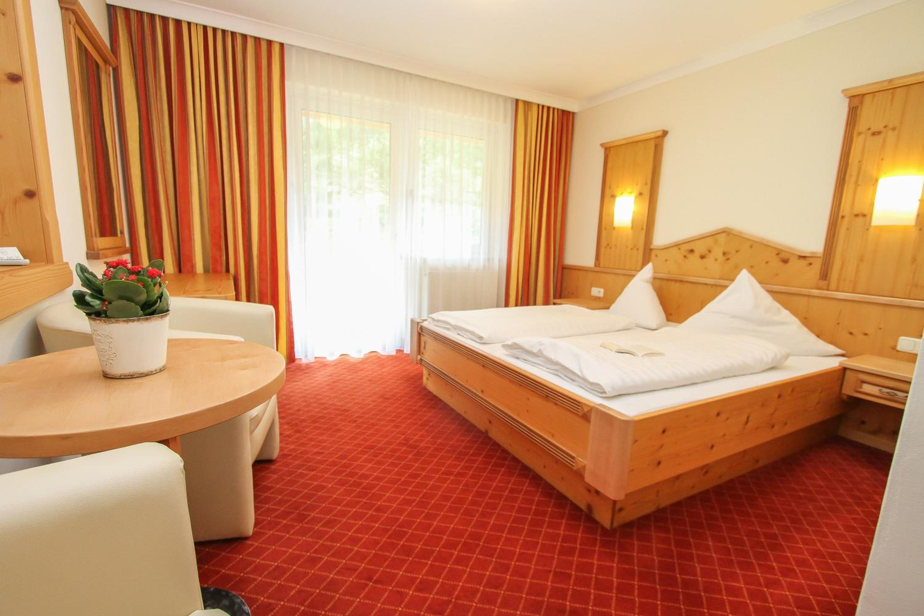 Double Room - Photo 5