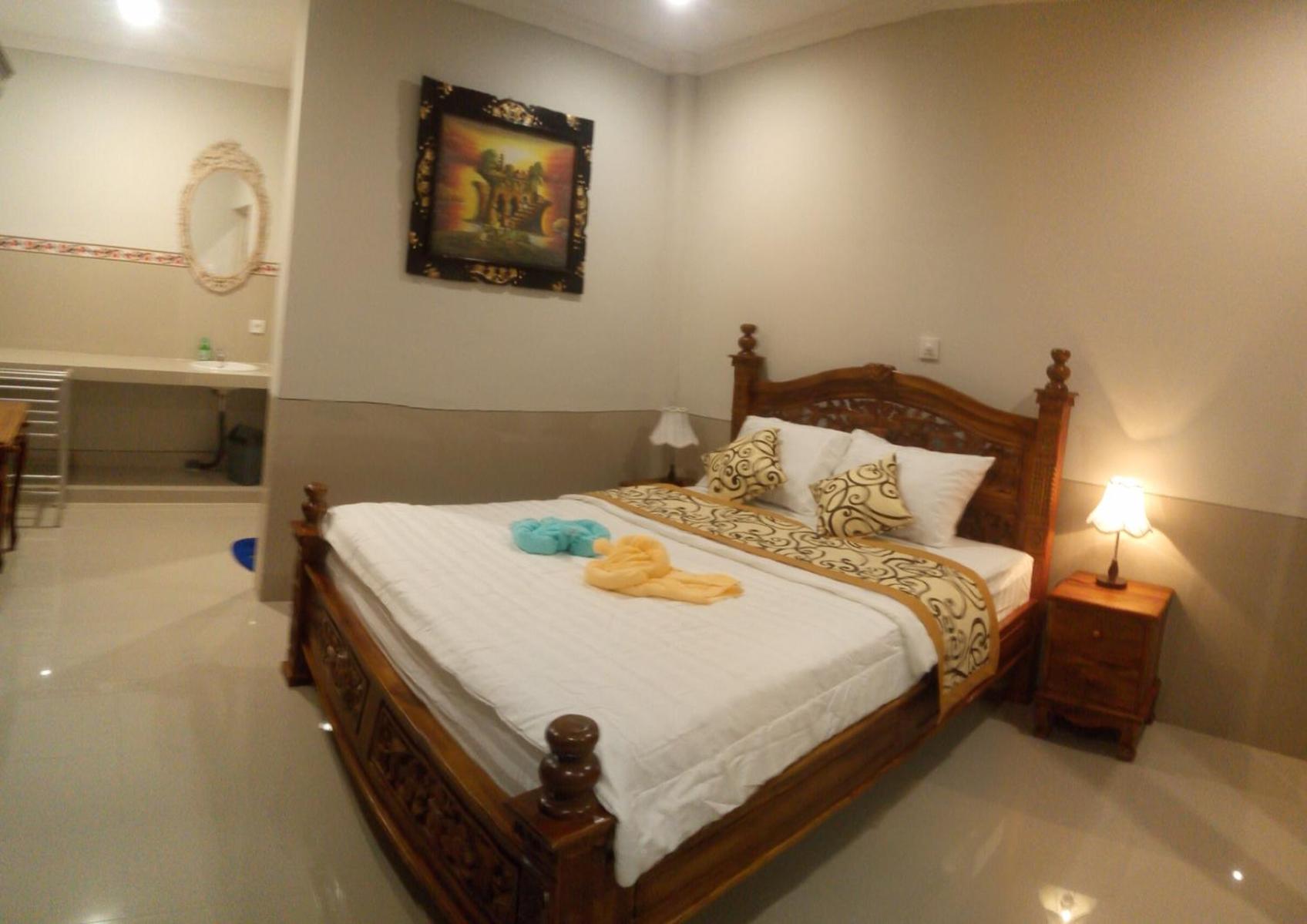 Deluxe Room - Photo 15