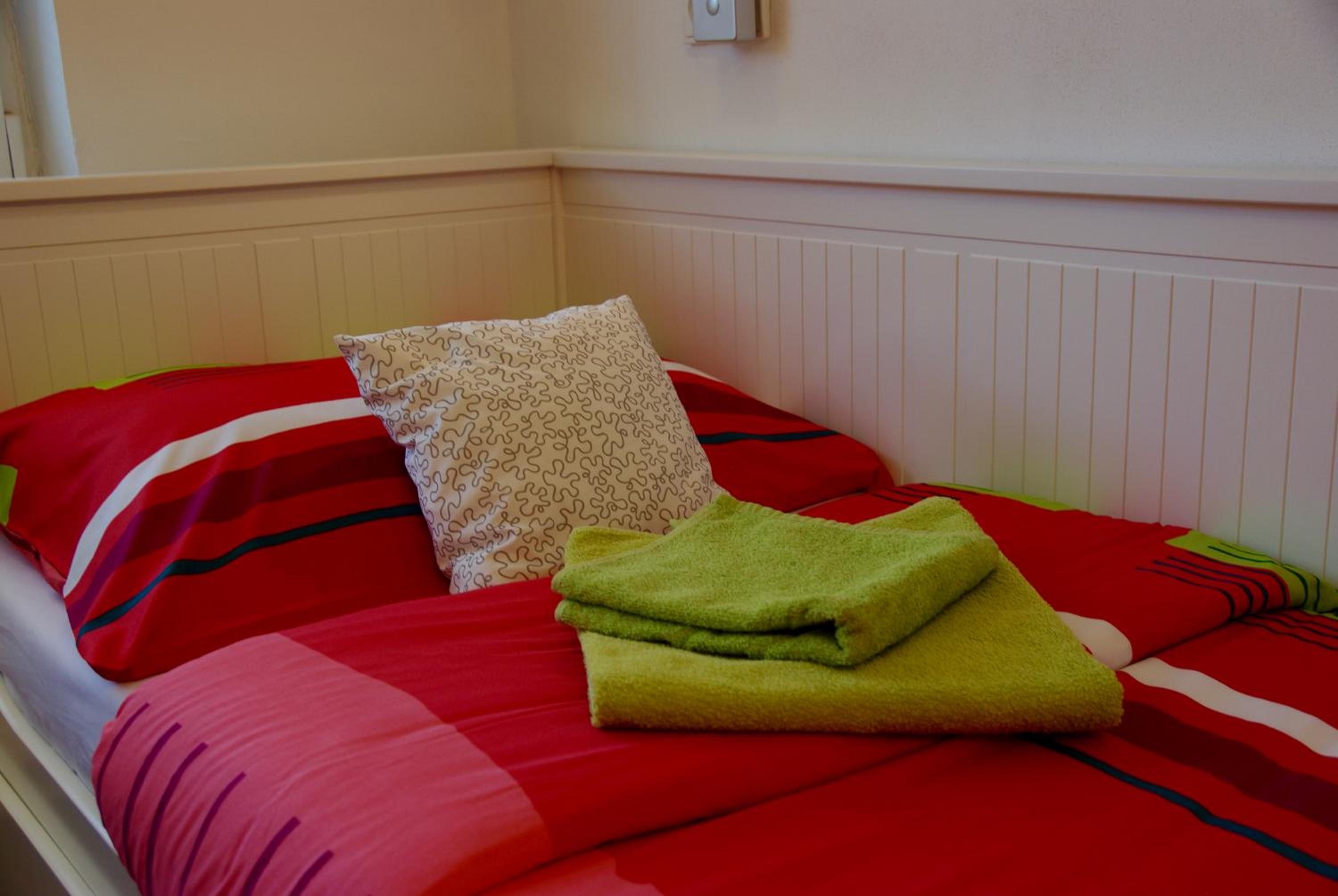 Family Room - Photo 7