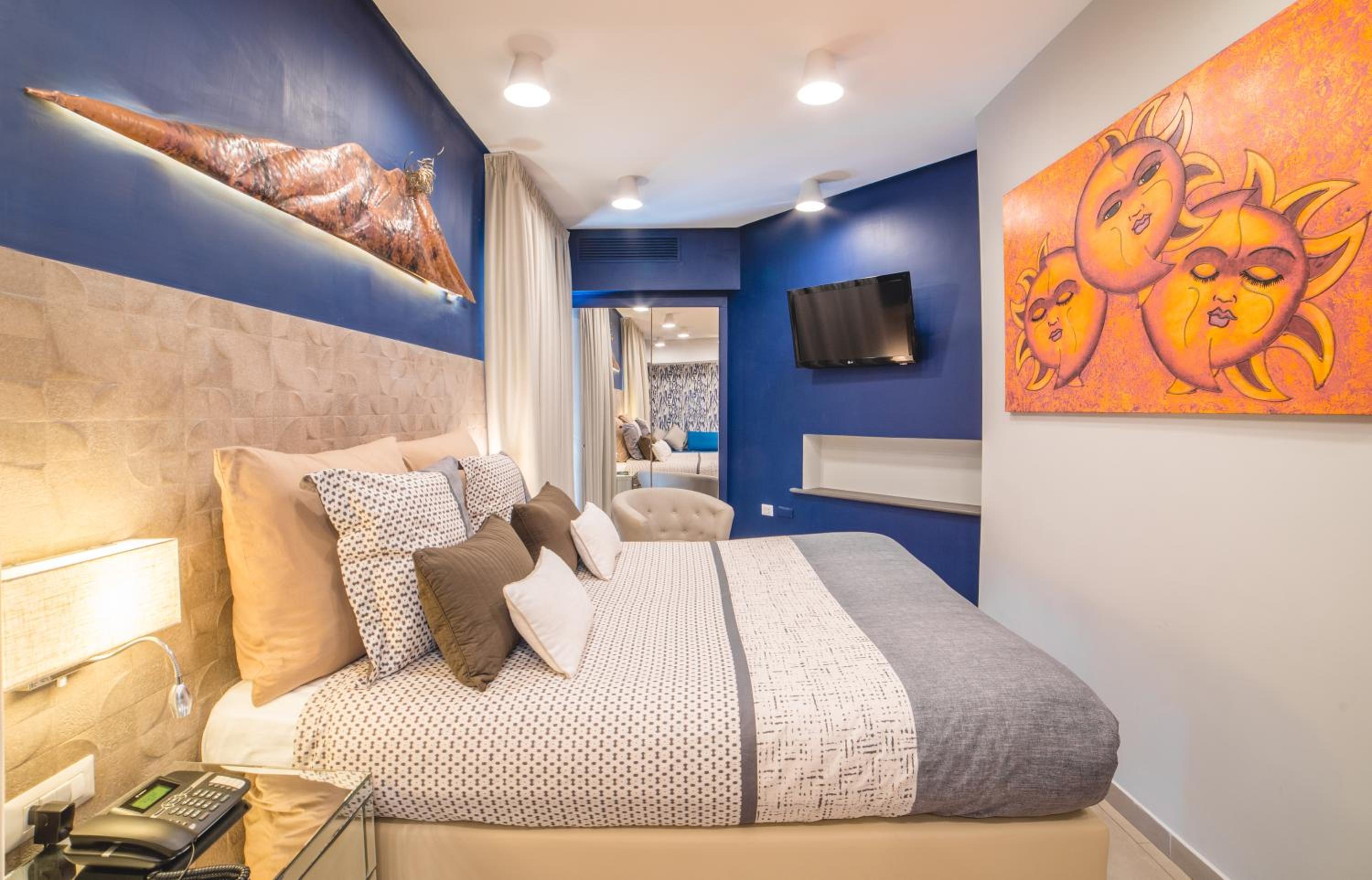 Junior Suite - Photo 12