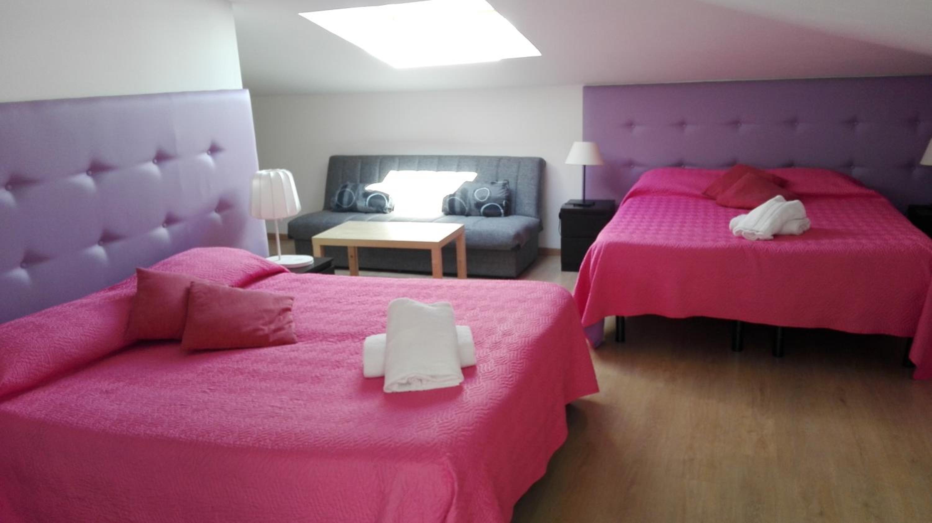Quadruple Room - Attic - Photo 9