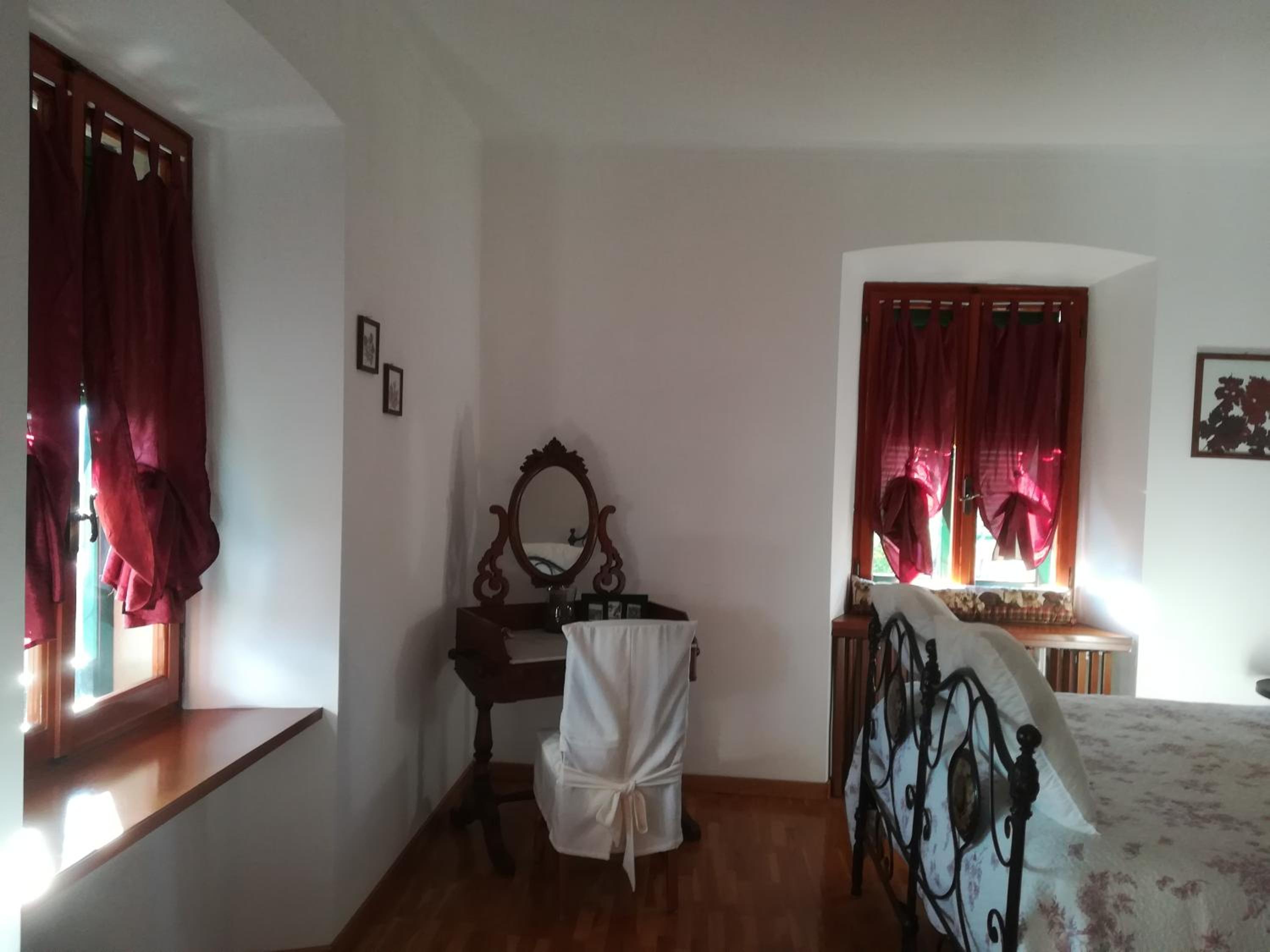 Double Room - Photo 7