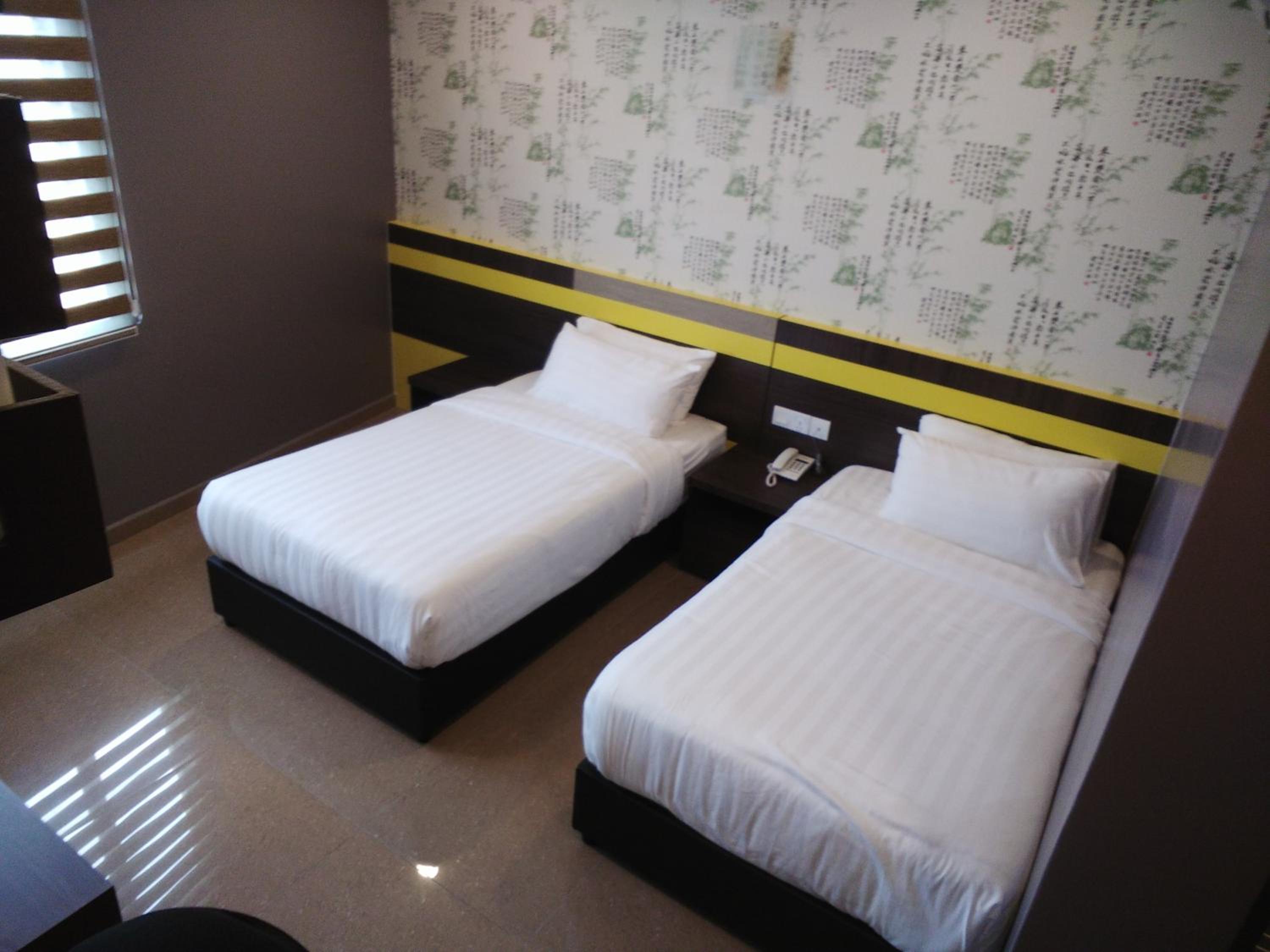 Standard Twin Room photo 1