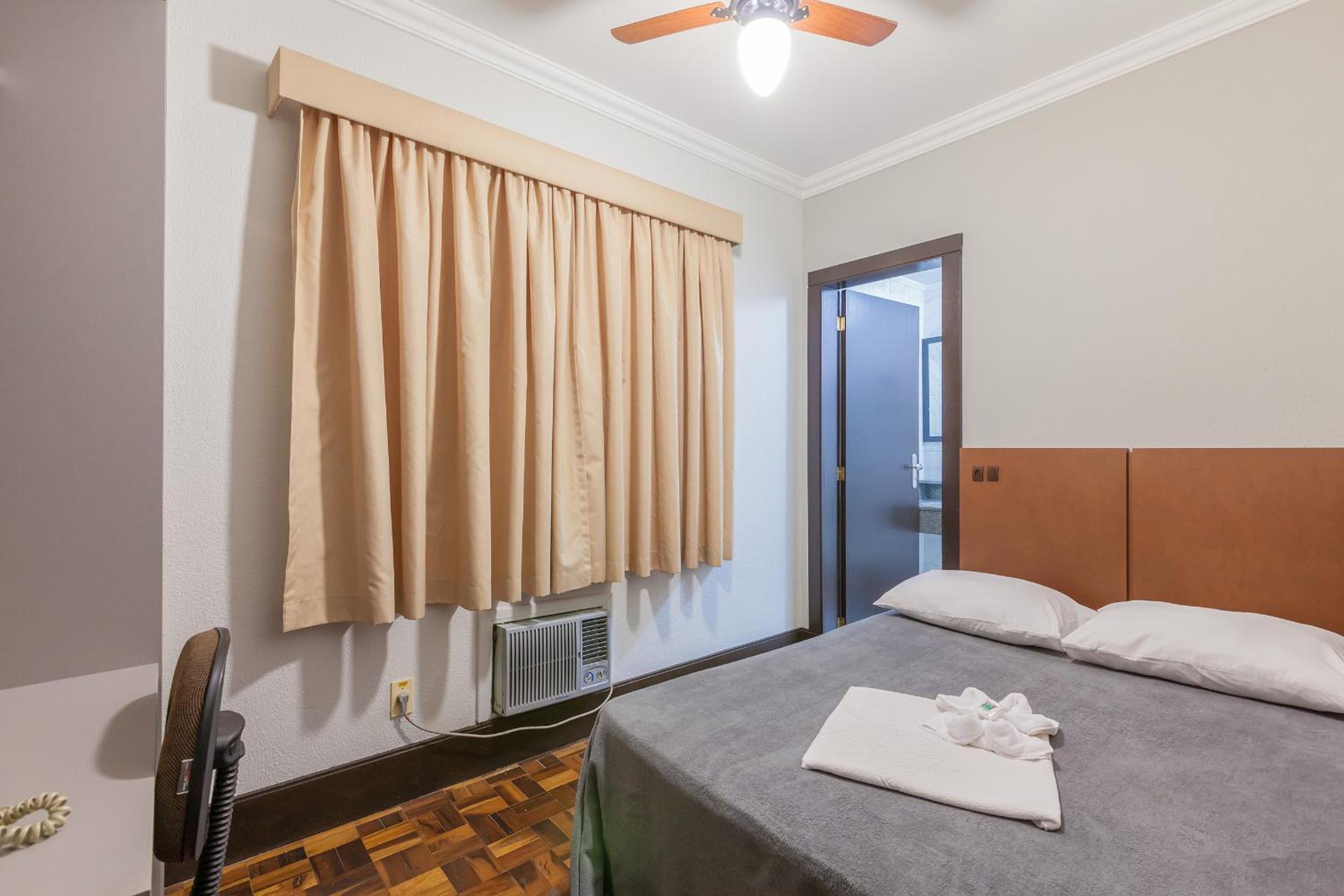 Standard Double Room photo 2