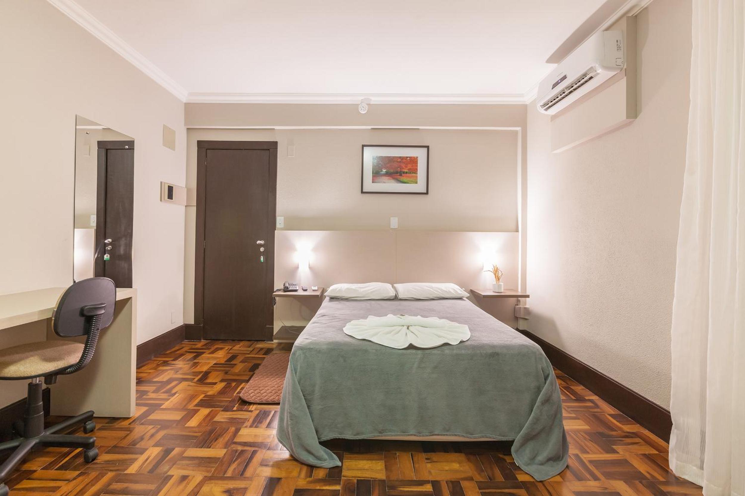 Deluxe Single Room photo 3